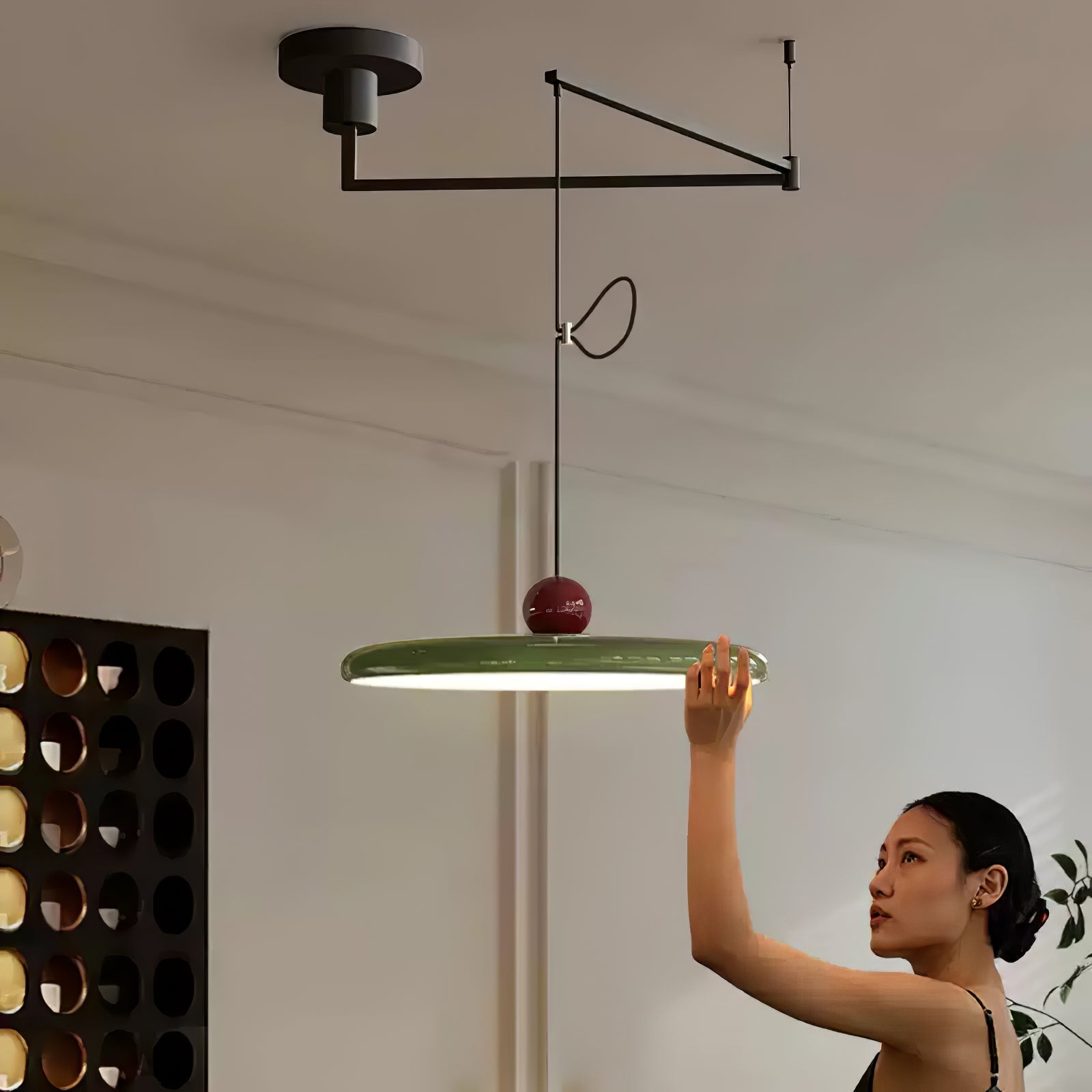 Lola Swing Pendant Lamp - Lamp Outdoor