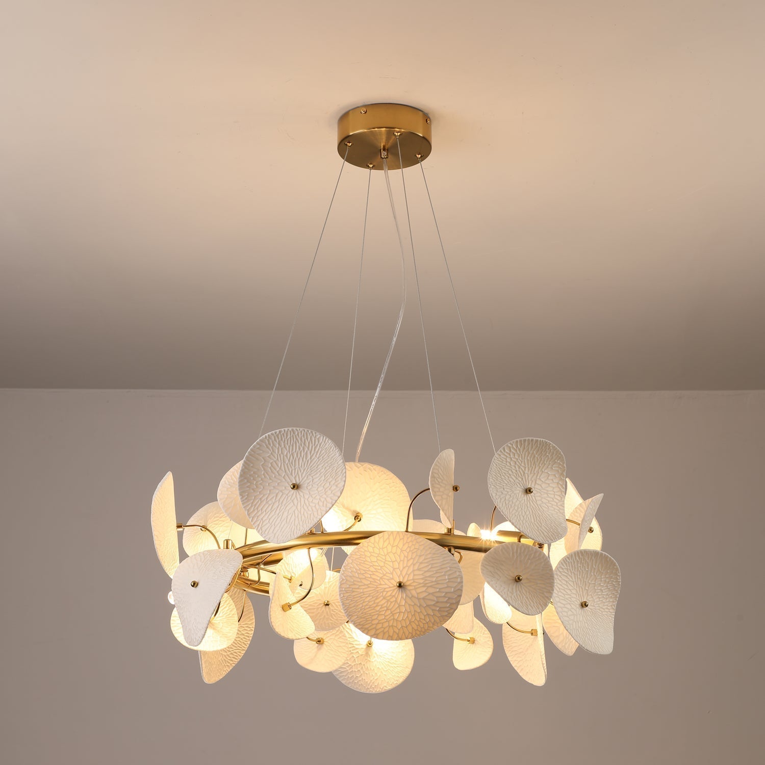 Virinira Modern Elegance Petal Metal Ceramic Chandelier - Lamp Outdoor