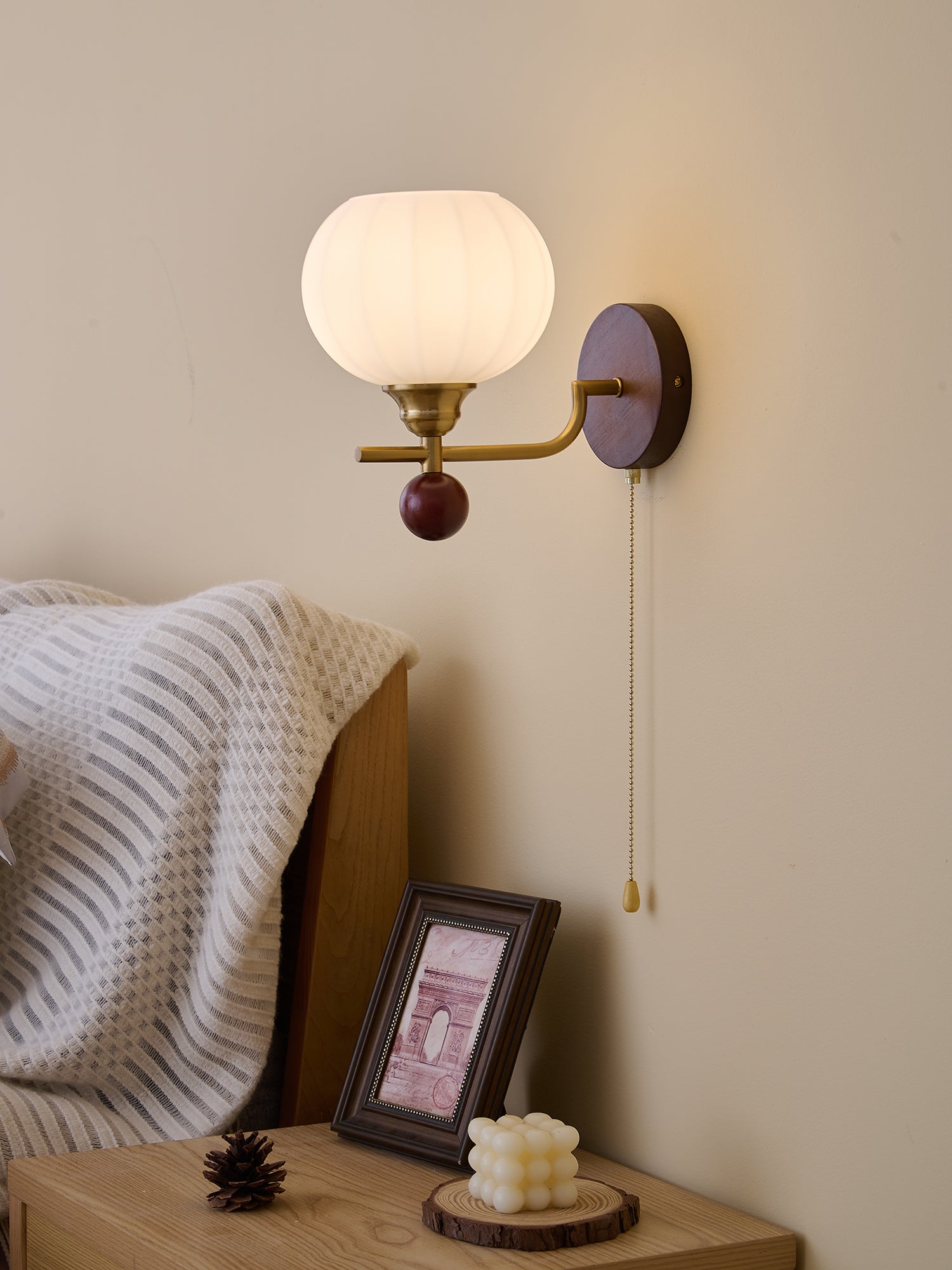 Lumea Crest Wall Lamp - Lamp Outdoor