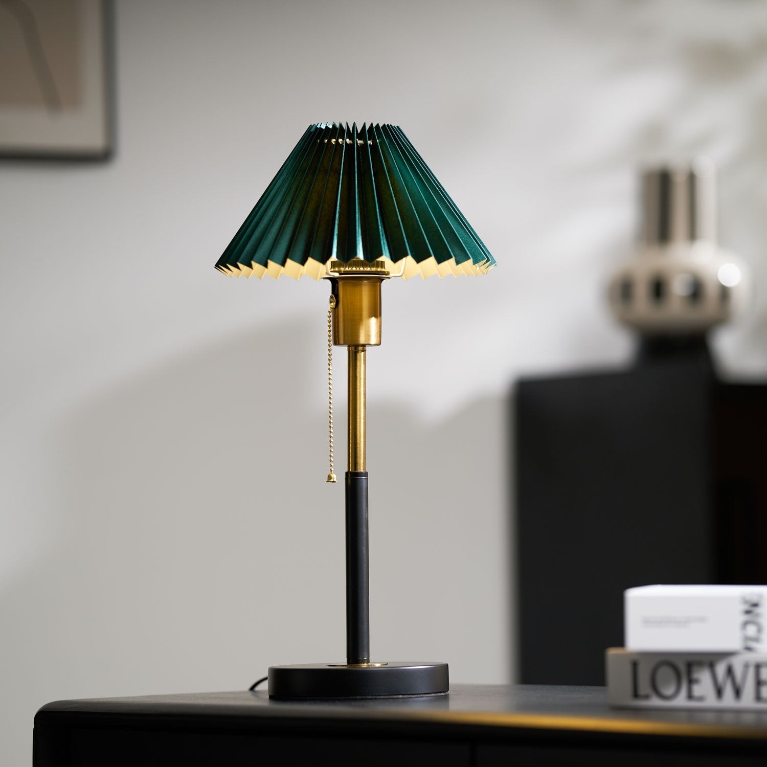 Lumi Modern Fabric Table Lamp