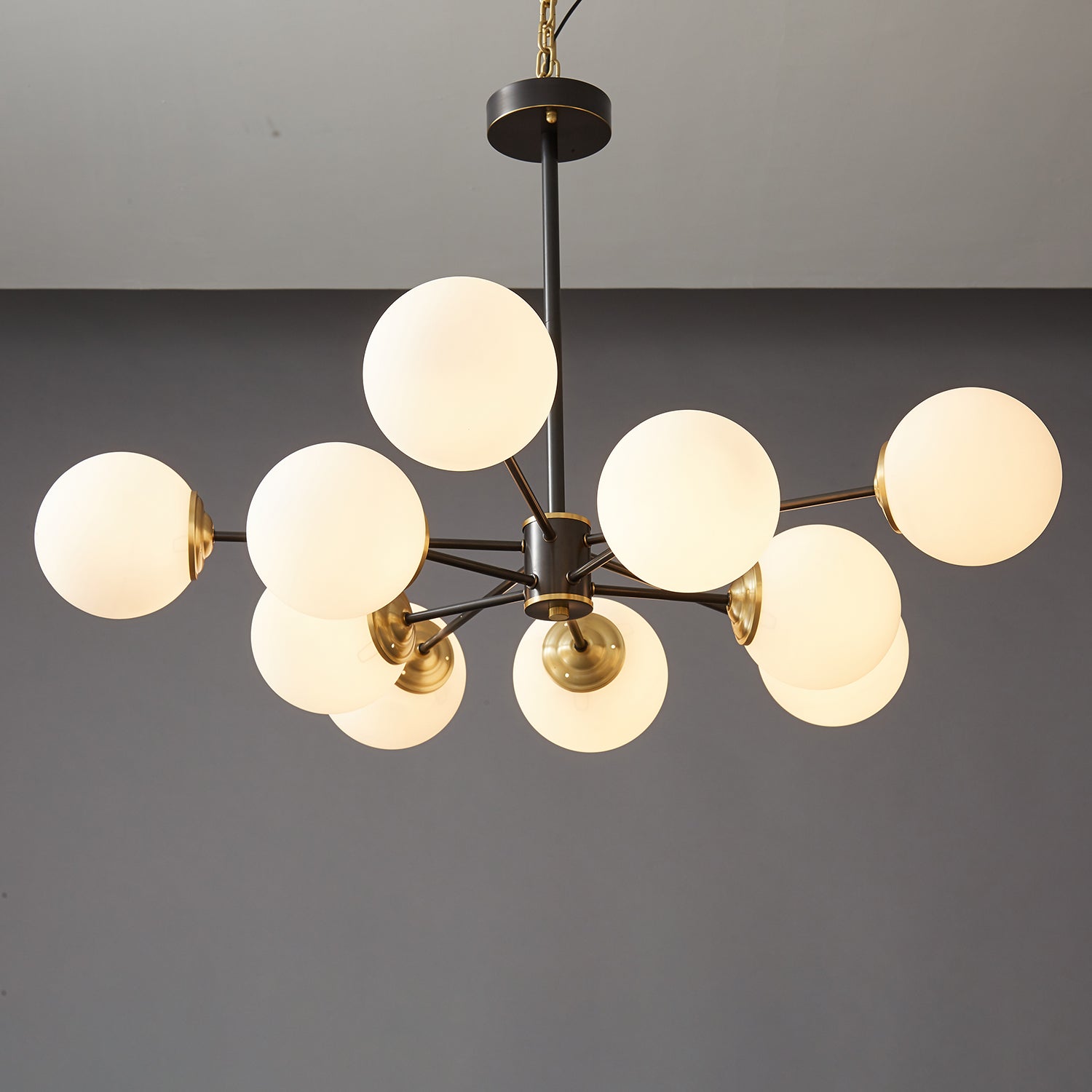 Lunaris Orb Chandelier - Lamp Outdoor