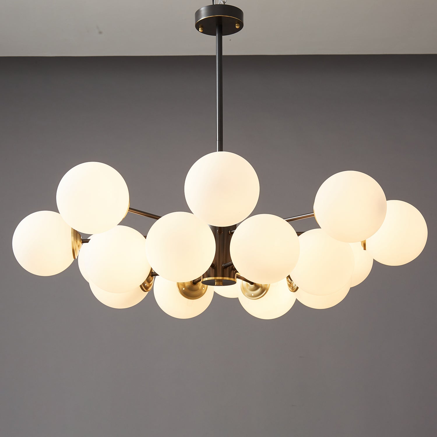 Lunaris Orb Chandelier - Lamp Outdoor