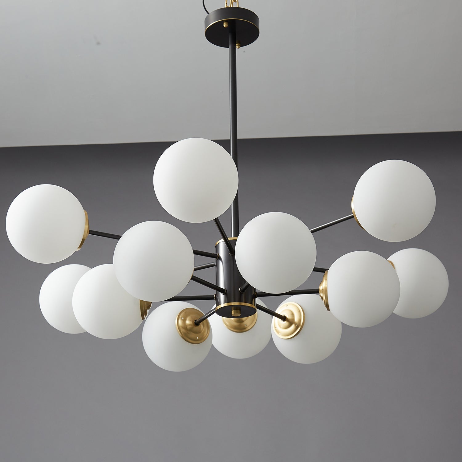 Lunaris Orb Chandelier - Lamp Outdoor