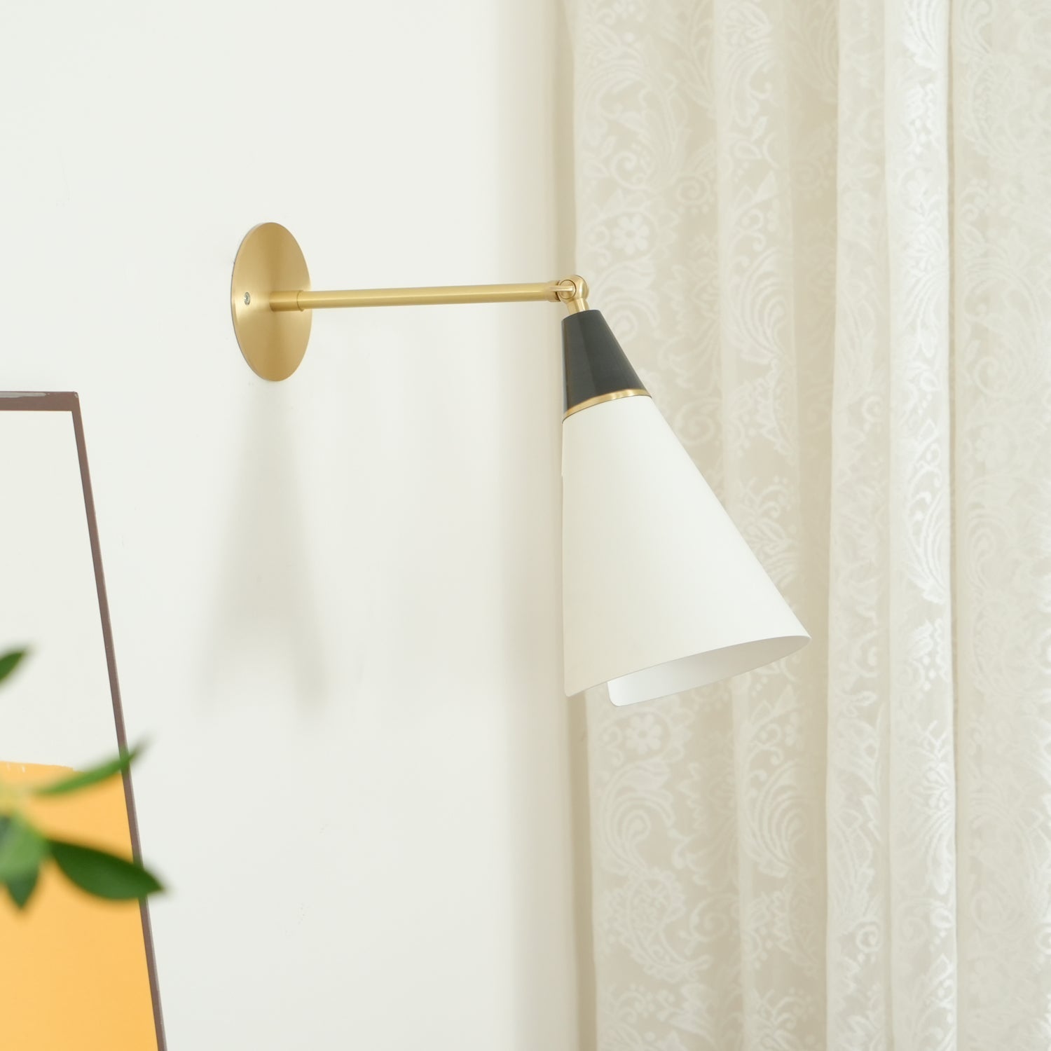 Petite Magari Wall Lamp - Lamp Outdoor