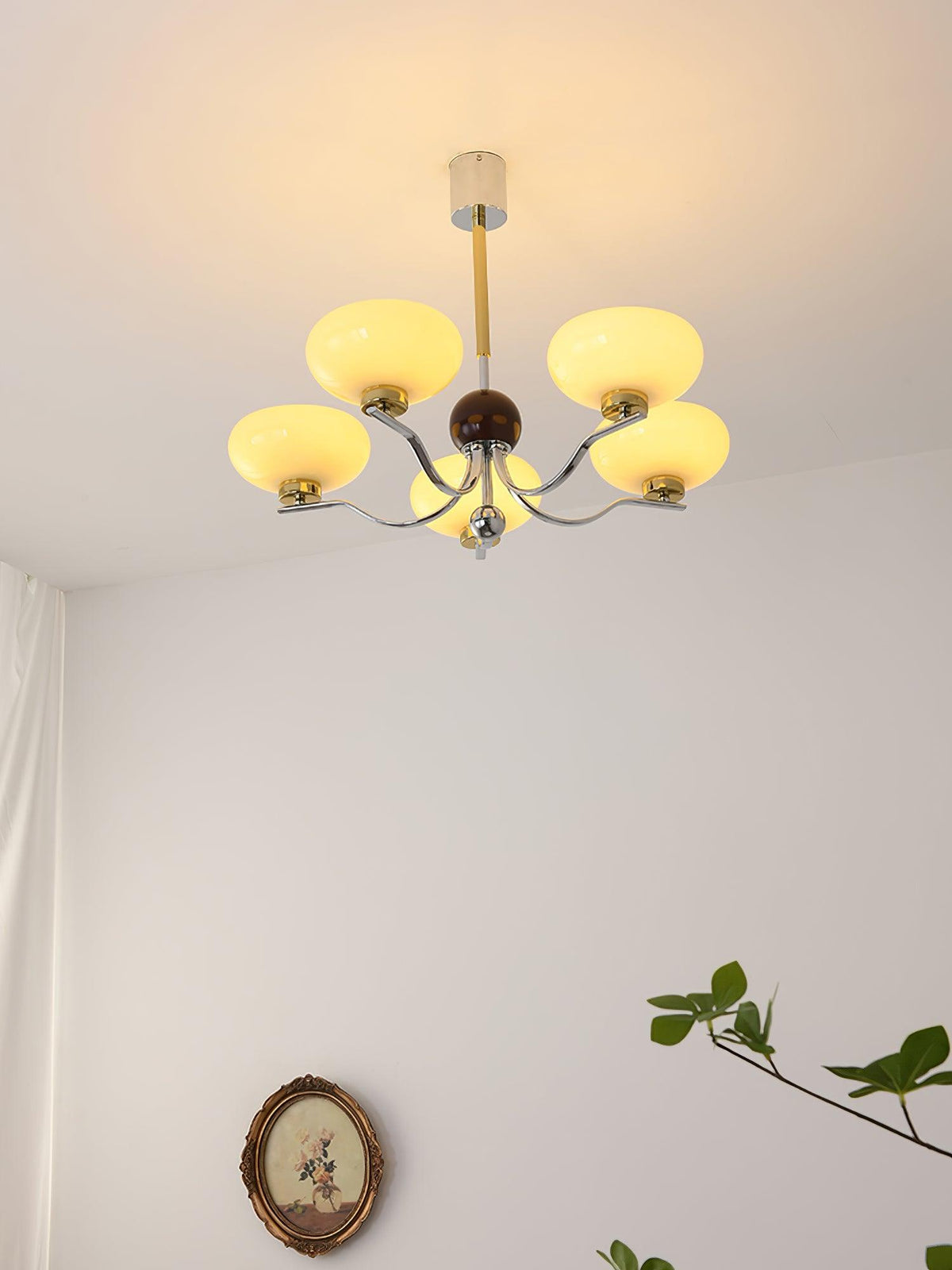 Titus Vintage Metal Chandelier - Lamp Outdoor
