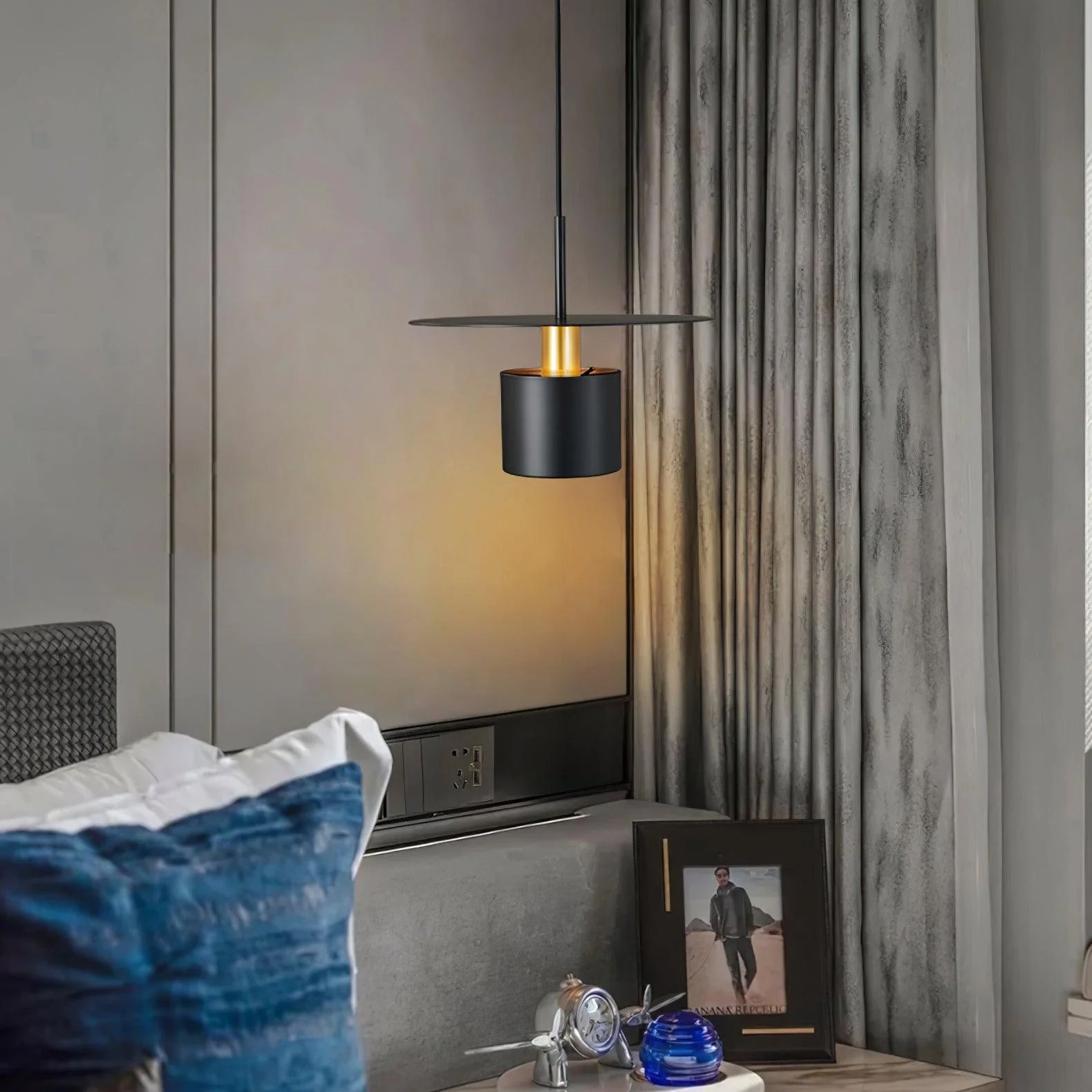 Mercer Halo Pendant Lamp - Lamp Outdoor