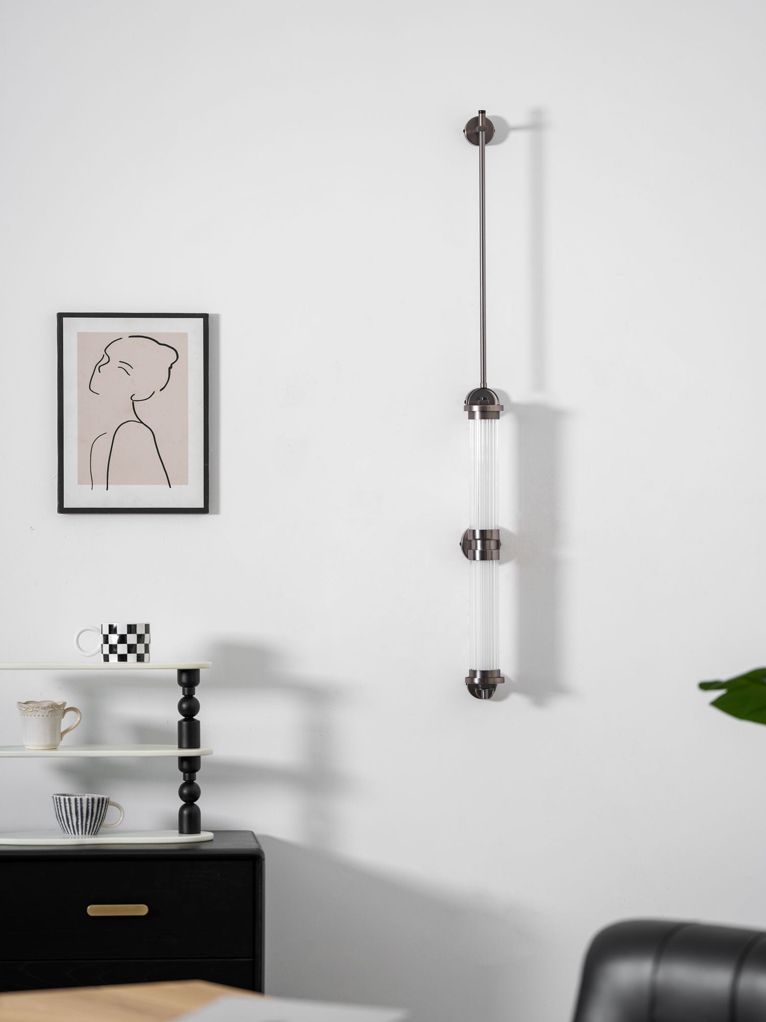 Meridian Vertical Wall Sconce - Lamp Outdoor