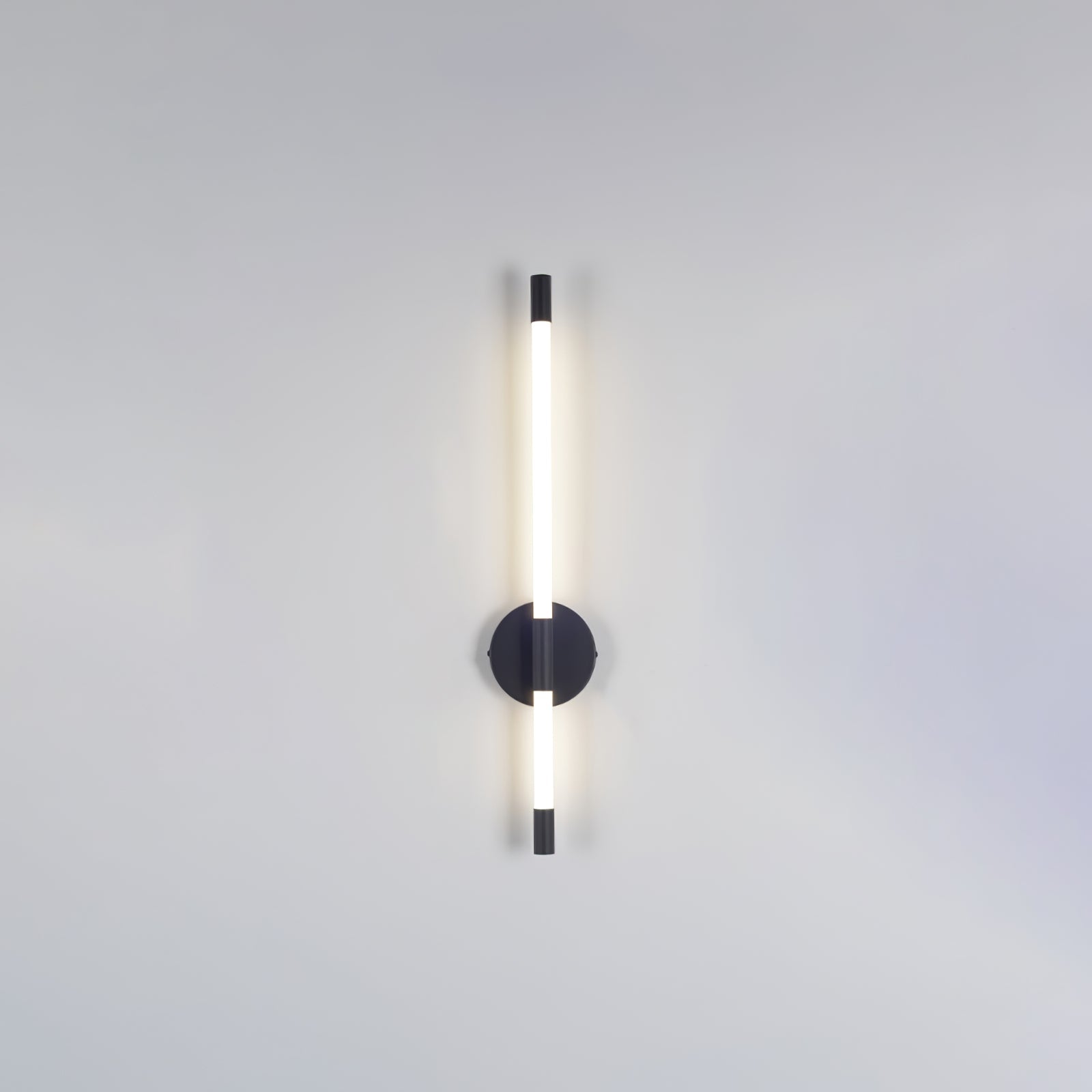 Minimalist Vertical Wall Sconce - Lamp Outdoor