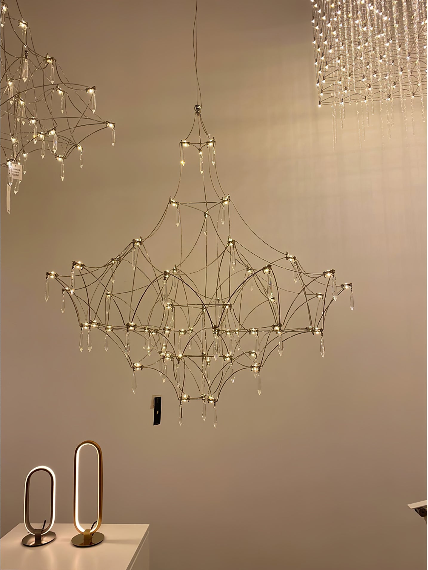 Mira Chandeliers - Lamp Outdoor