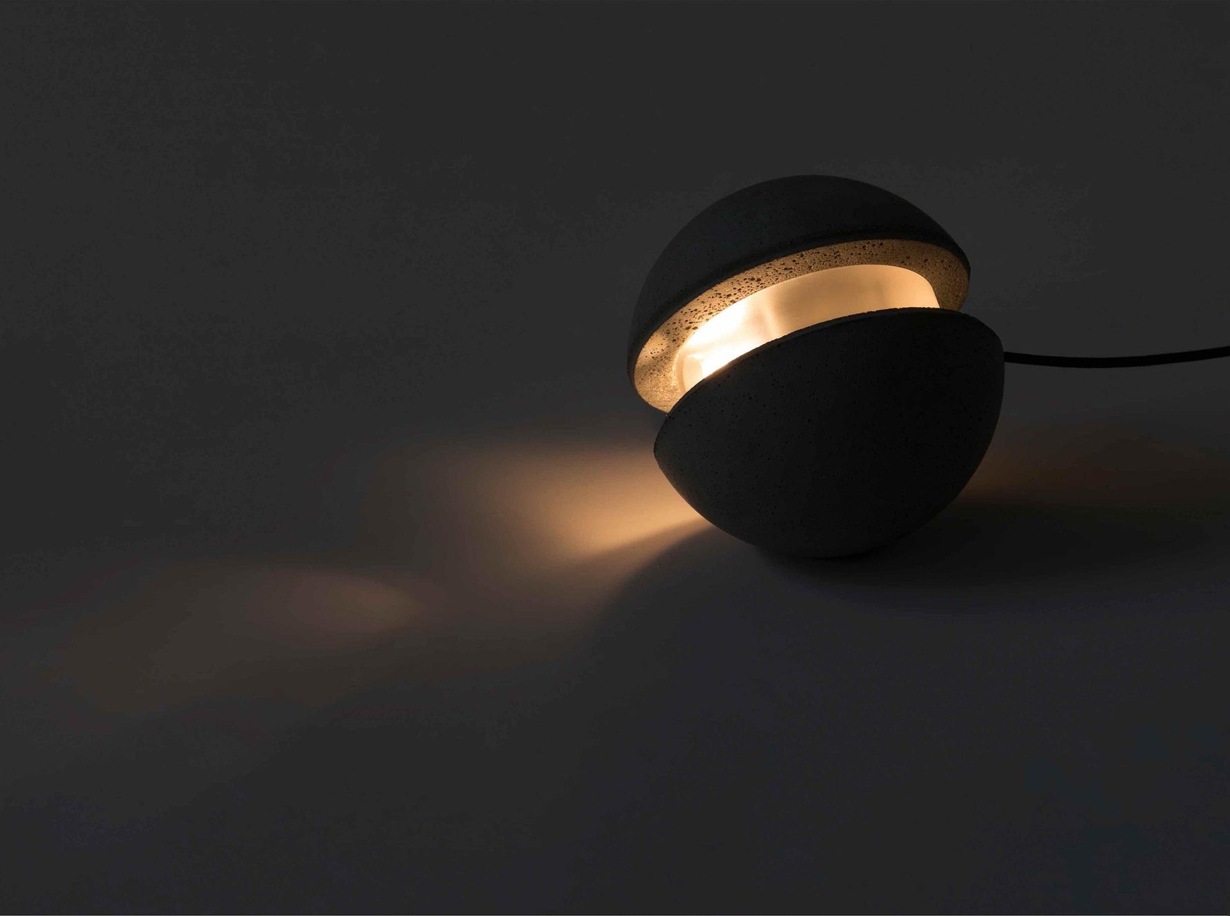 Moon Concrete Pendant Lamp - Lamp Outdoor