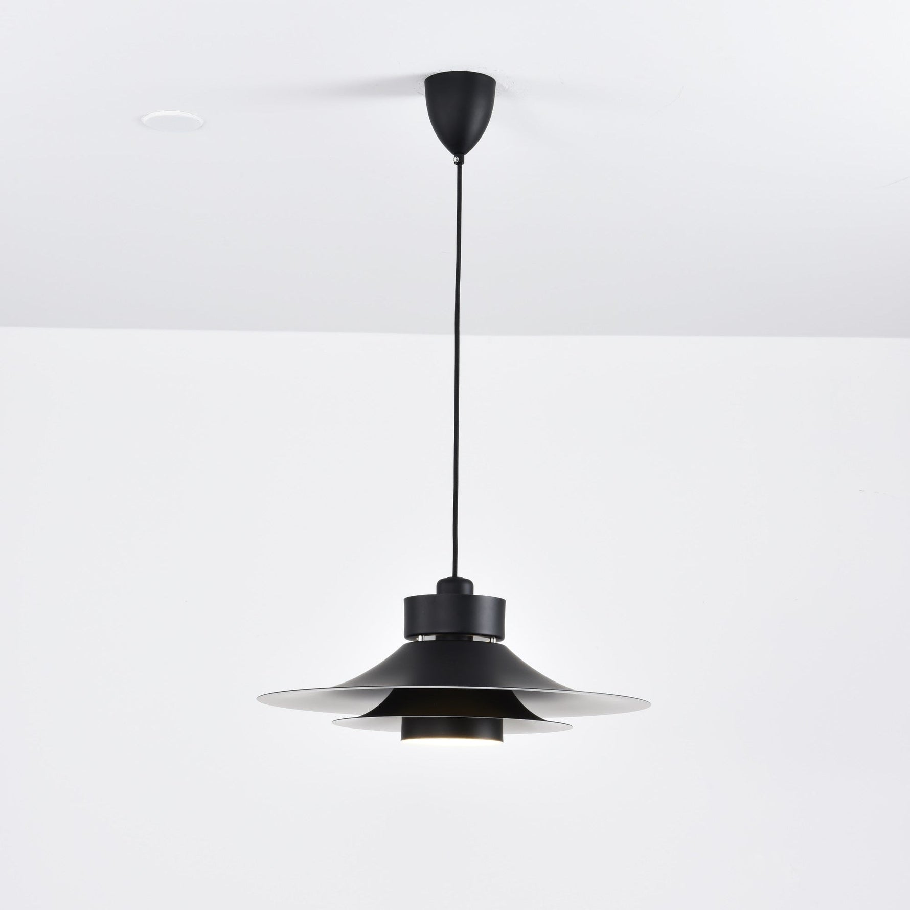 Sadie Minimalist Metal Pendant Lamp - Lamp Outdoor
