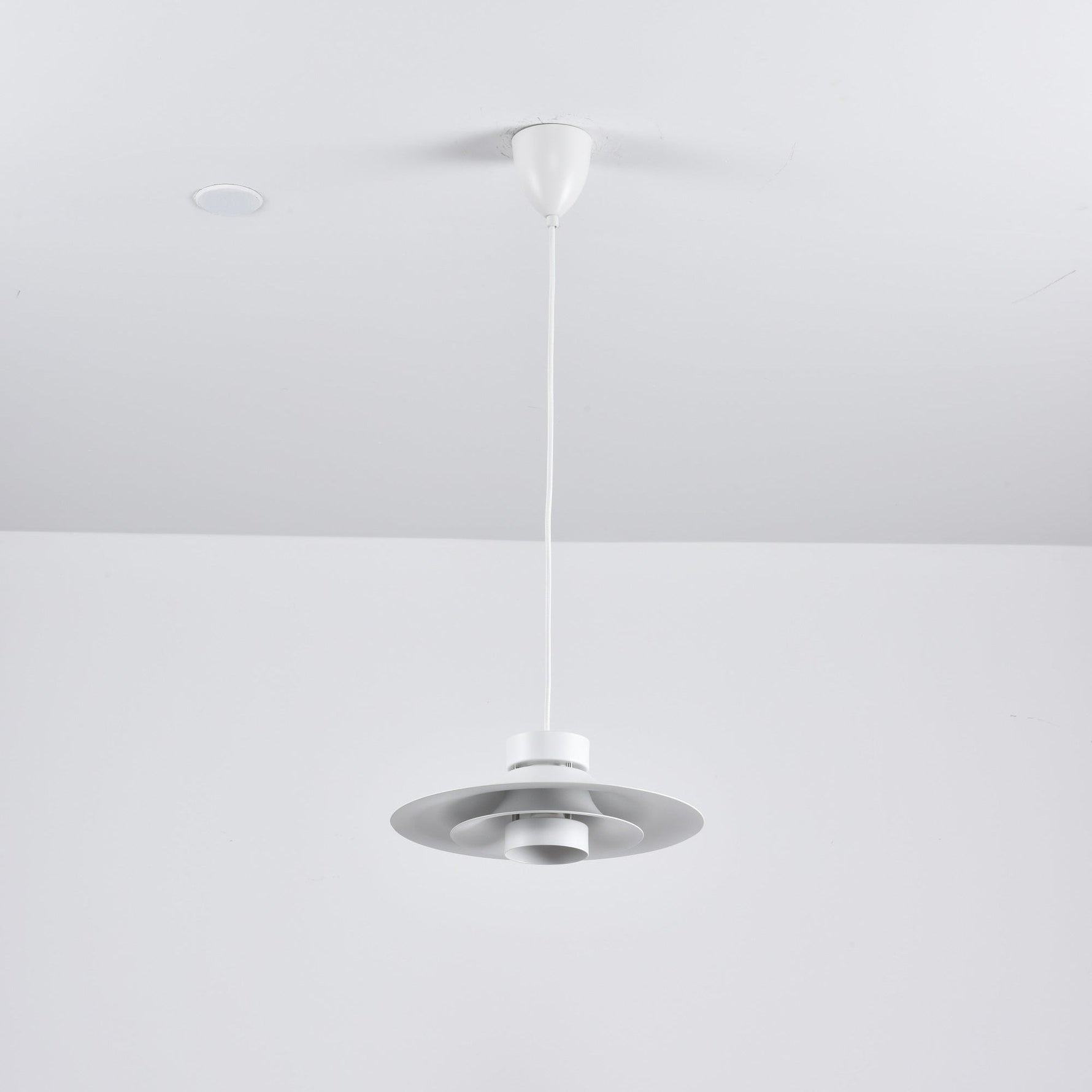 Sadie Minimalist Metal Pendant Lamp - Lamp Outdoor