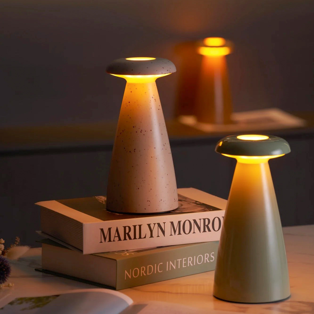 Noko Modern Ceramic Table Lamp