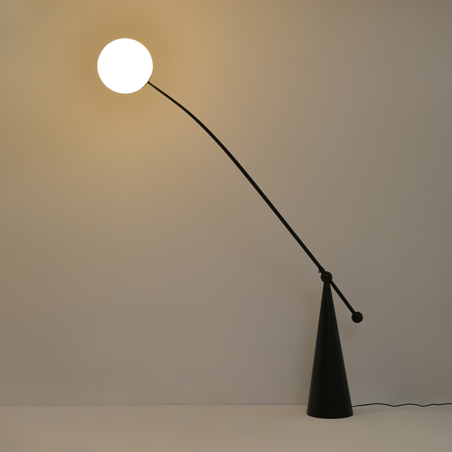 Opal Arc Floor Lamp - Lamp Outdoor