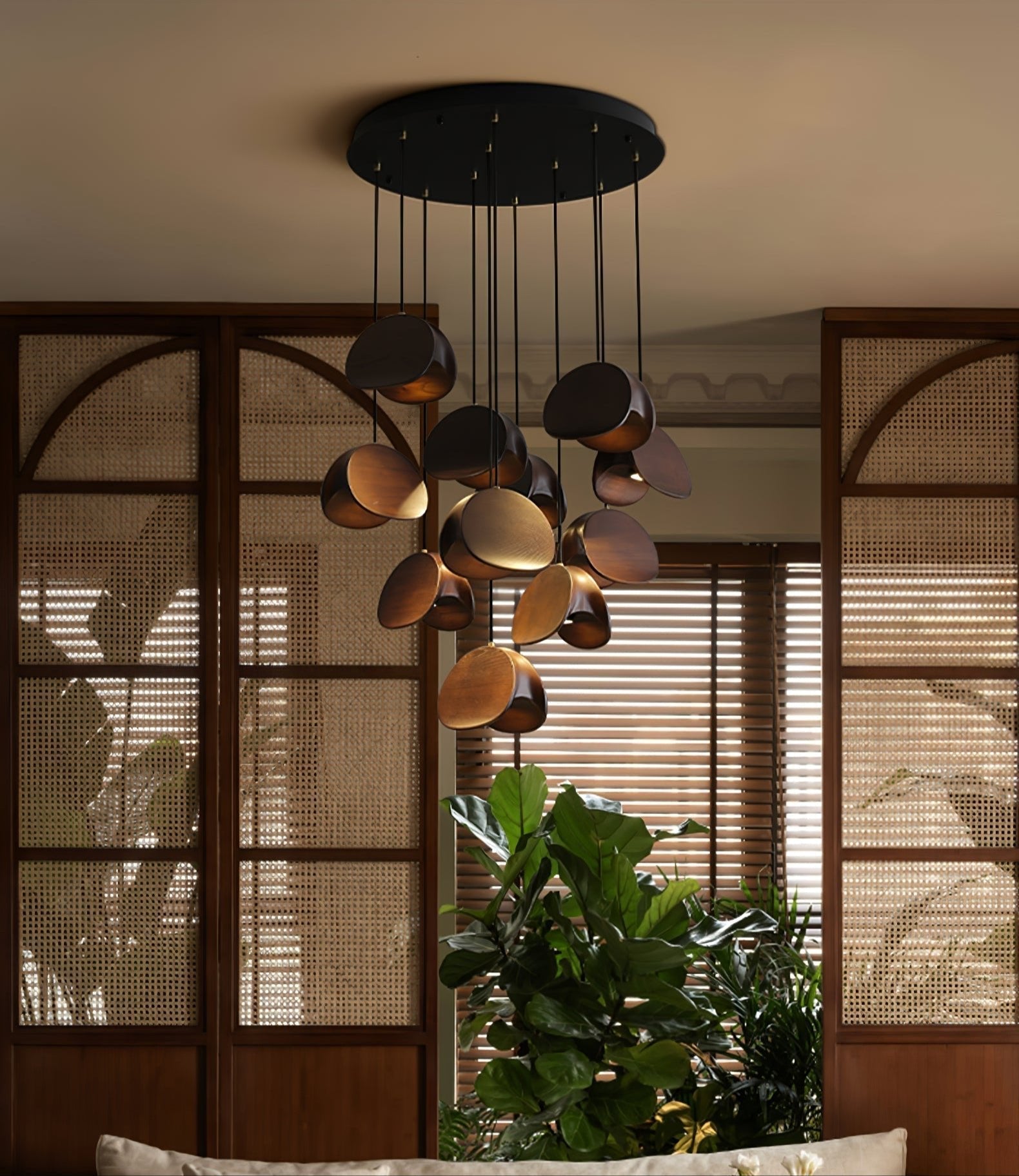 Tavro Minimalist Wood Pendant Light - Lamp Outdoor