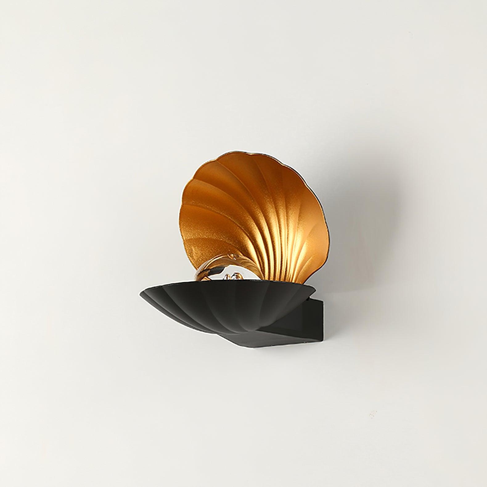 Pearl Clam Wall Light - Lamp Outdoor