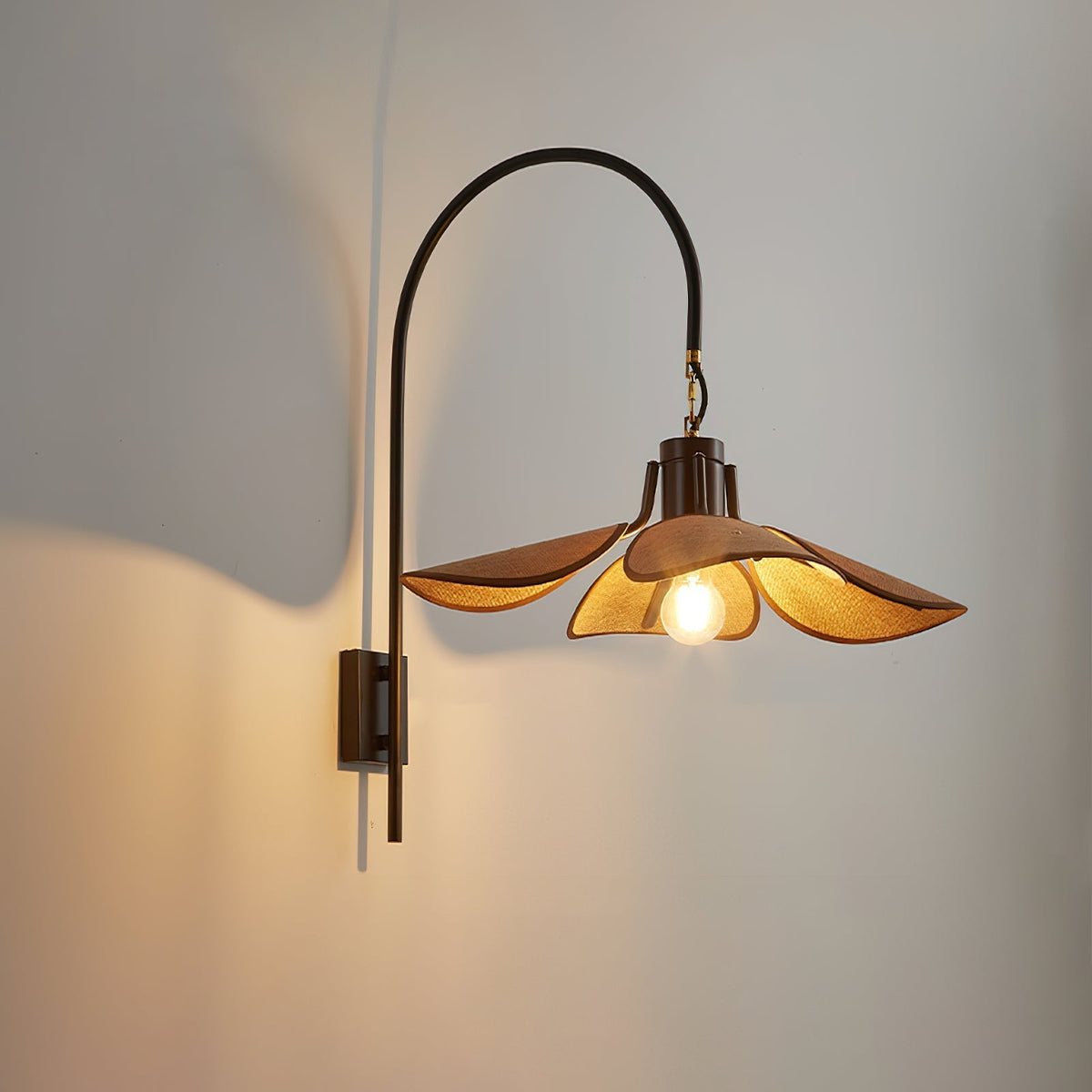 Petal Bloom Wall Lamp - Lamp Outdoor