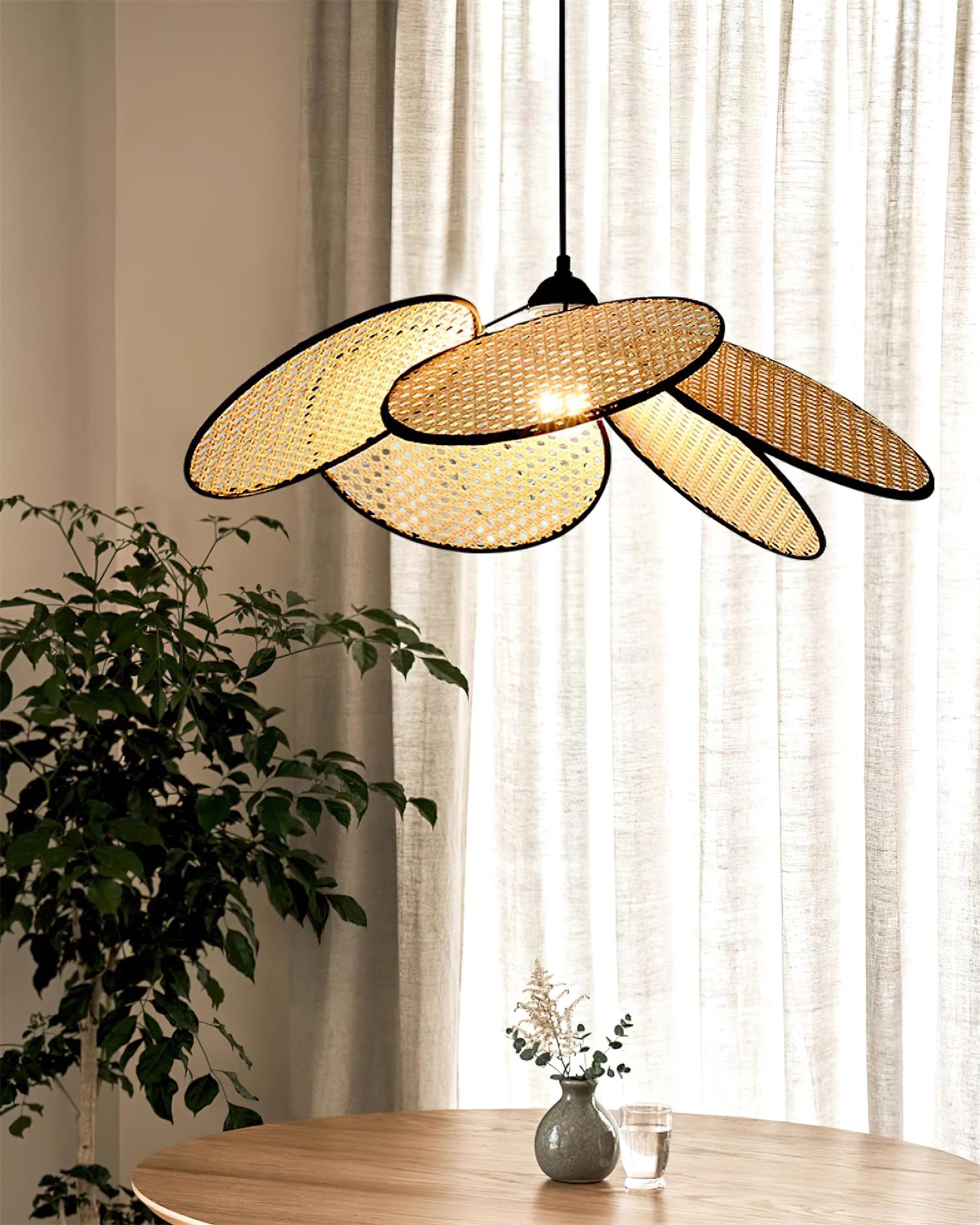 Petals Rattan Pendant Lamp - Lamp Outdoor