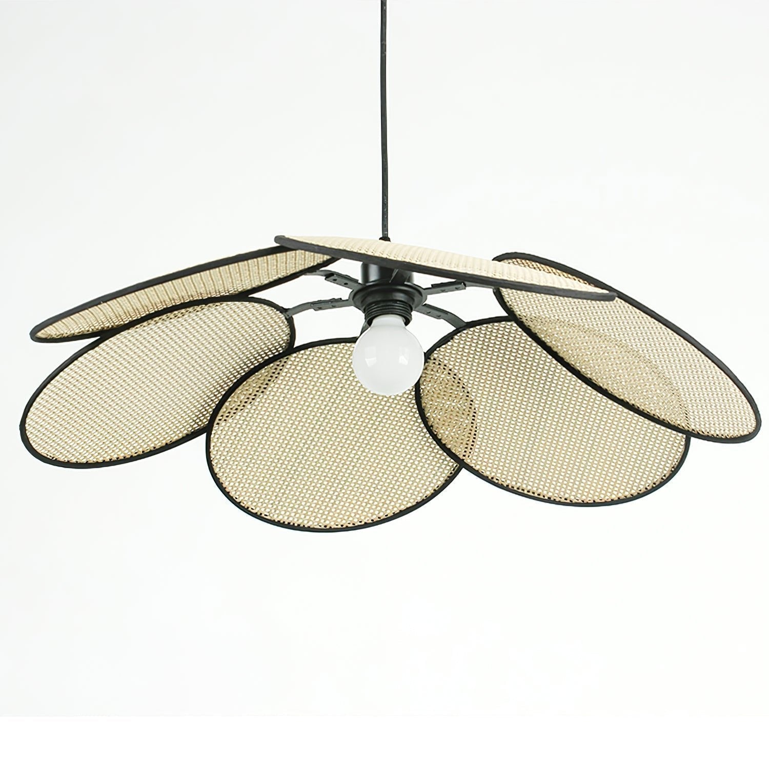 Petals Rattan Pendant Lamp - Lamp Outdoor