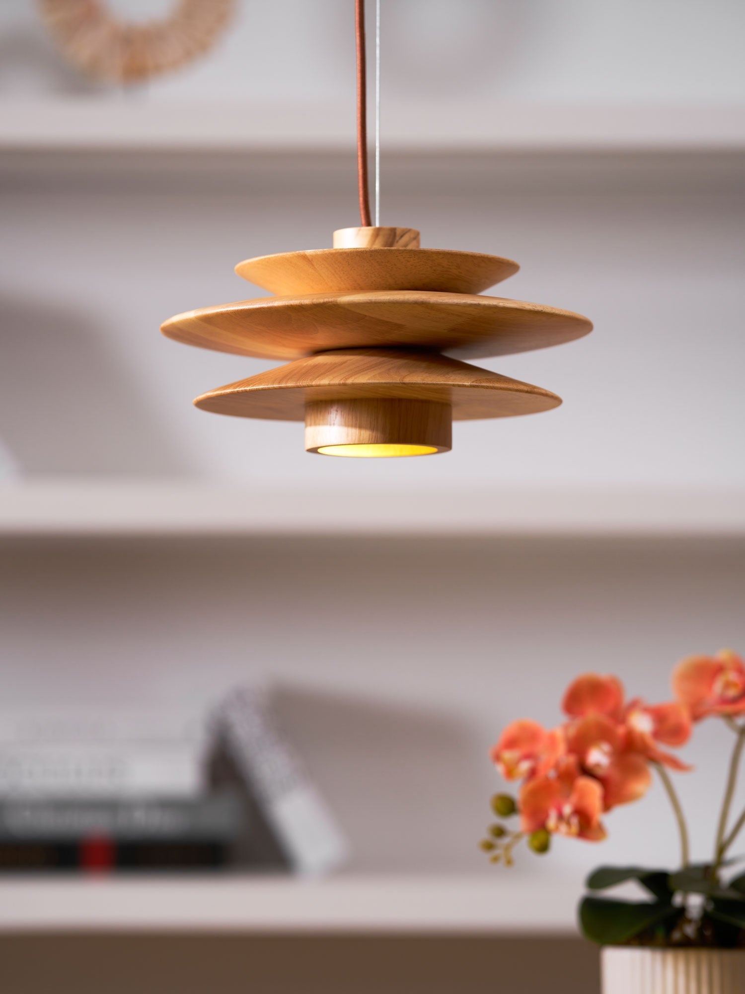 Cascade Wooden Disc Pendant Lamp - Lamp Outdoor