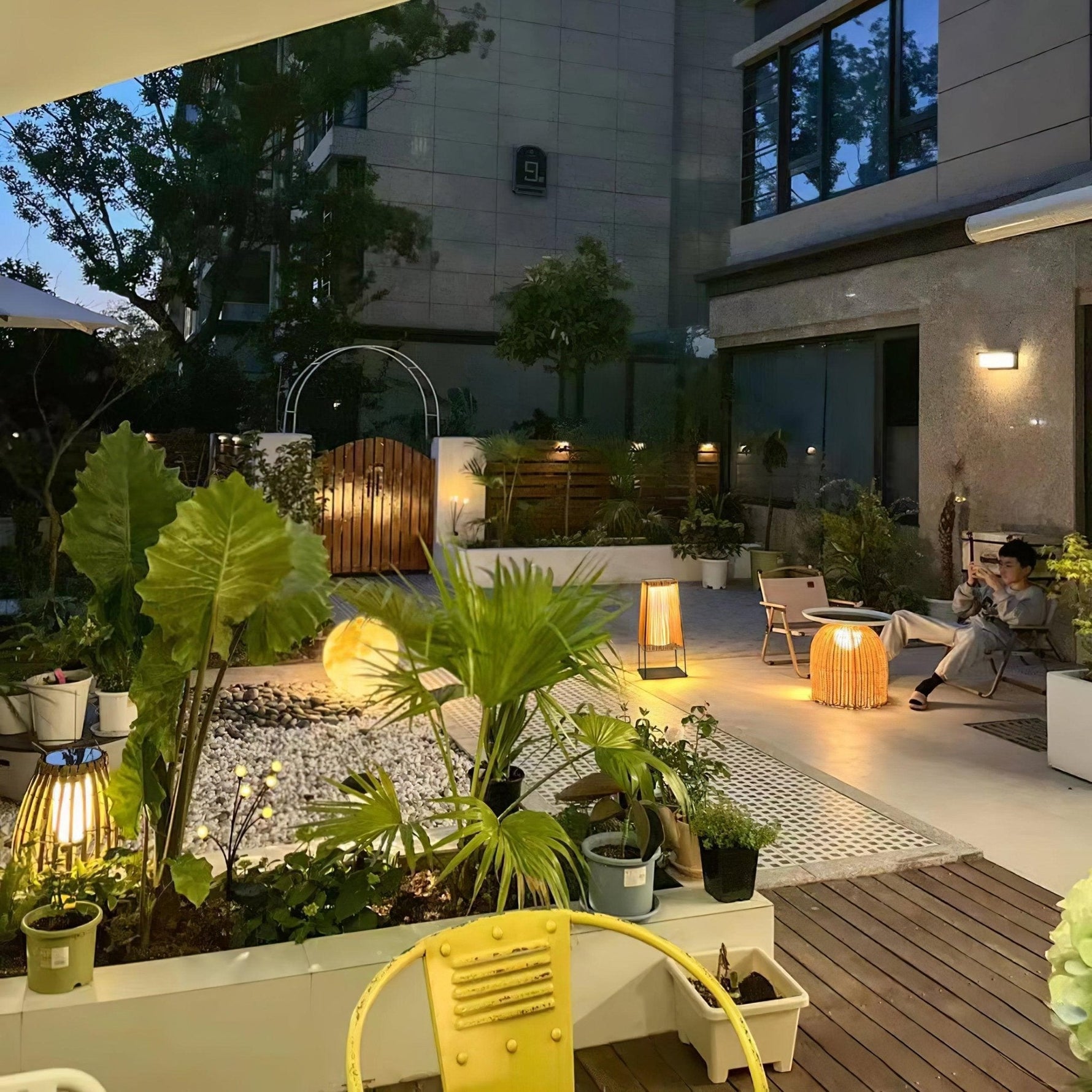 Plastic Rattan Outdoor Post Light - Lamp Outdoor