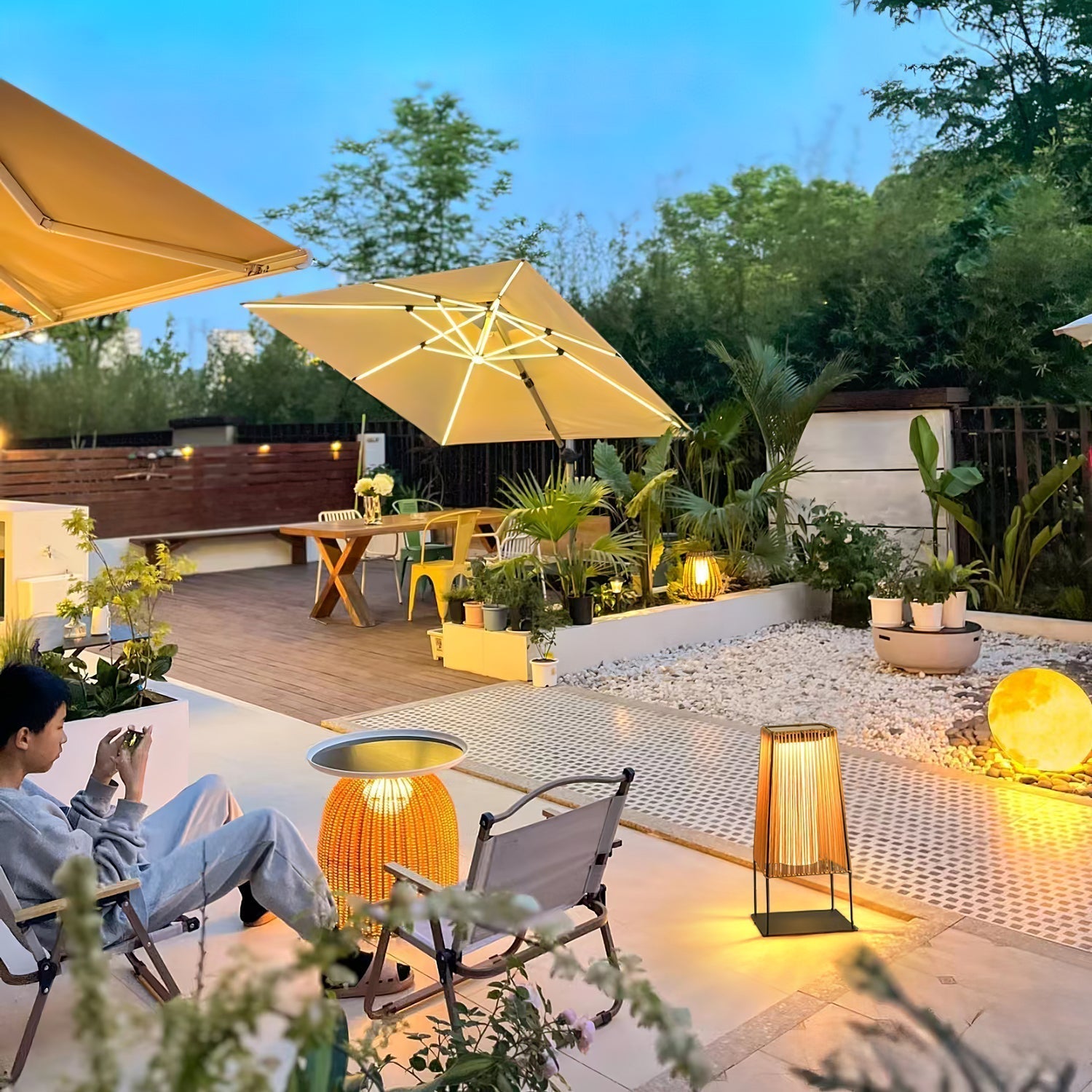 Plastic Rattan Outdoor Post Light - Lamp Outdoor