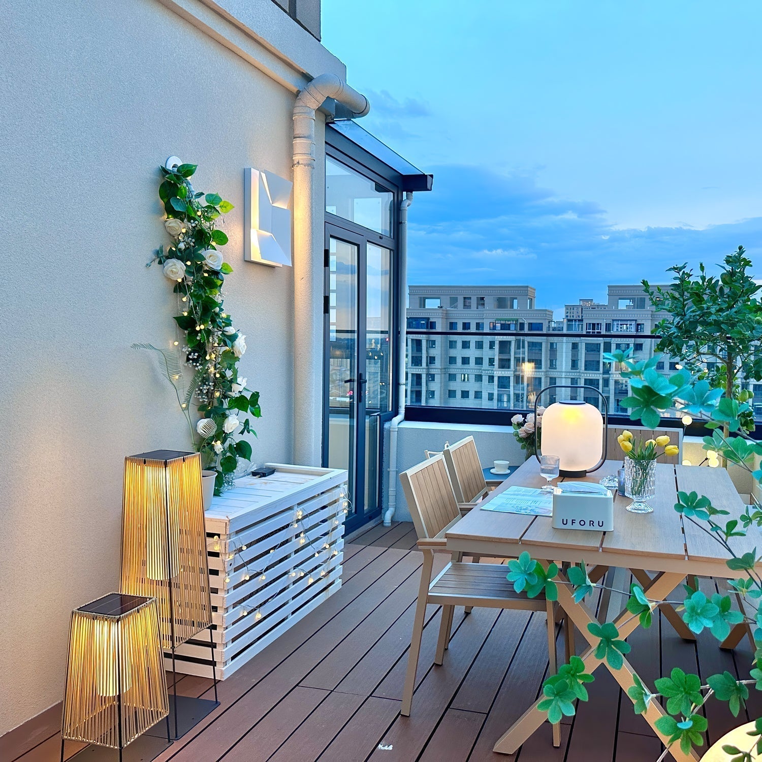 Plastic Rattan Outdoor Post Light - Lamp Outdoor