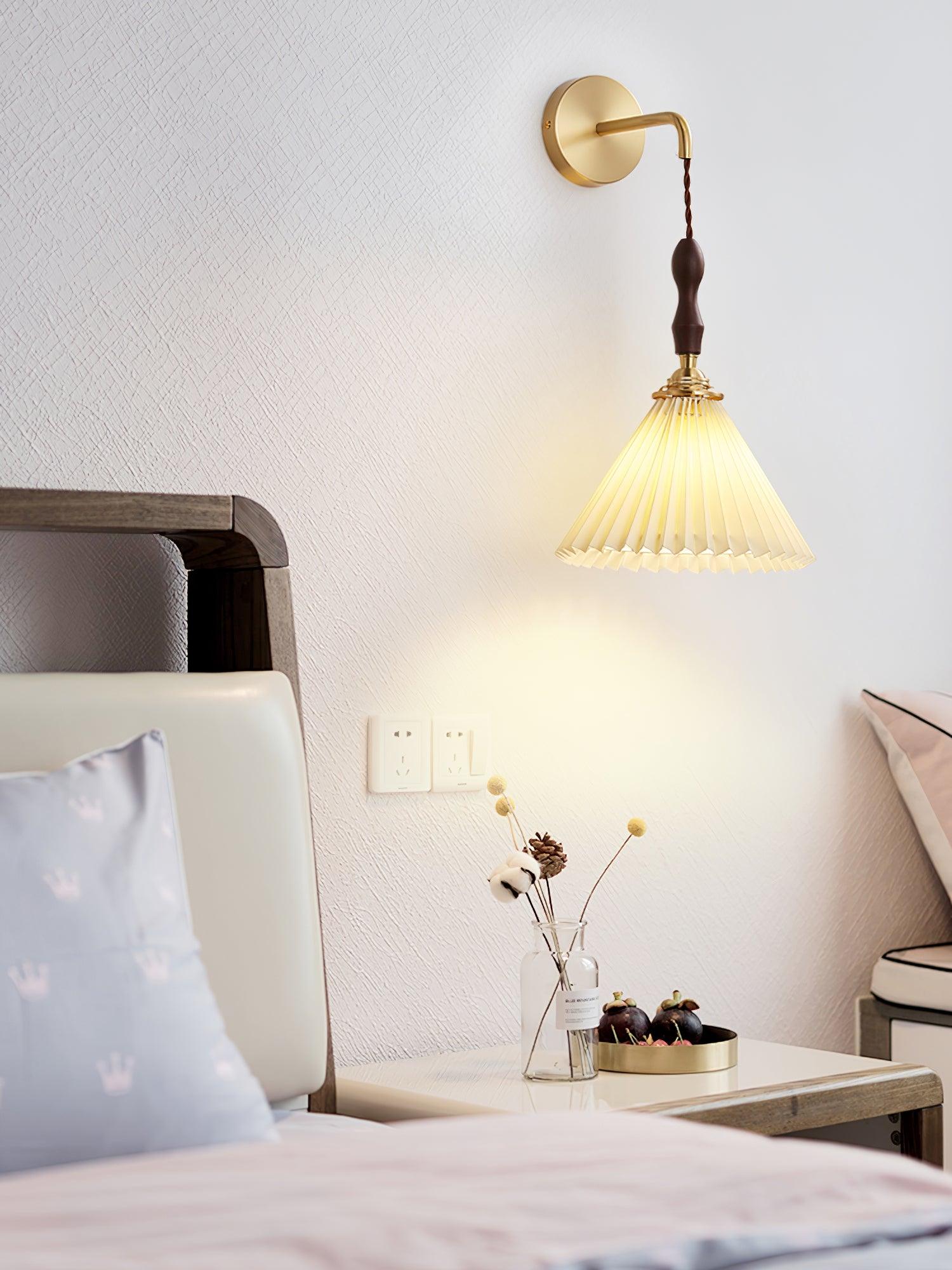 Pleated Wooden Wall Lamp - Lamp Outdoor