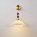 Pleated Wooden Wall Lamp - Lamp Outdoor