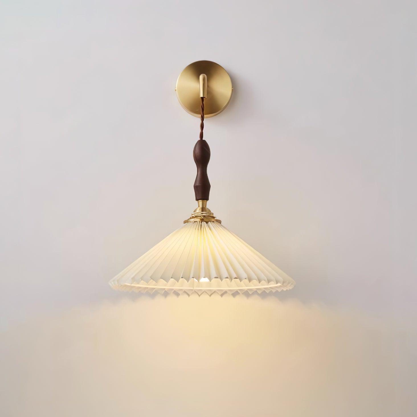 Pleated Wooden Wall Lamp - Lamp Outdoor