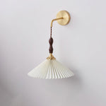 Pleated Wooden Wall Lamp - Lamp Outdoor