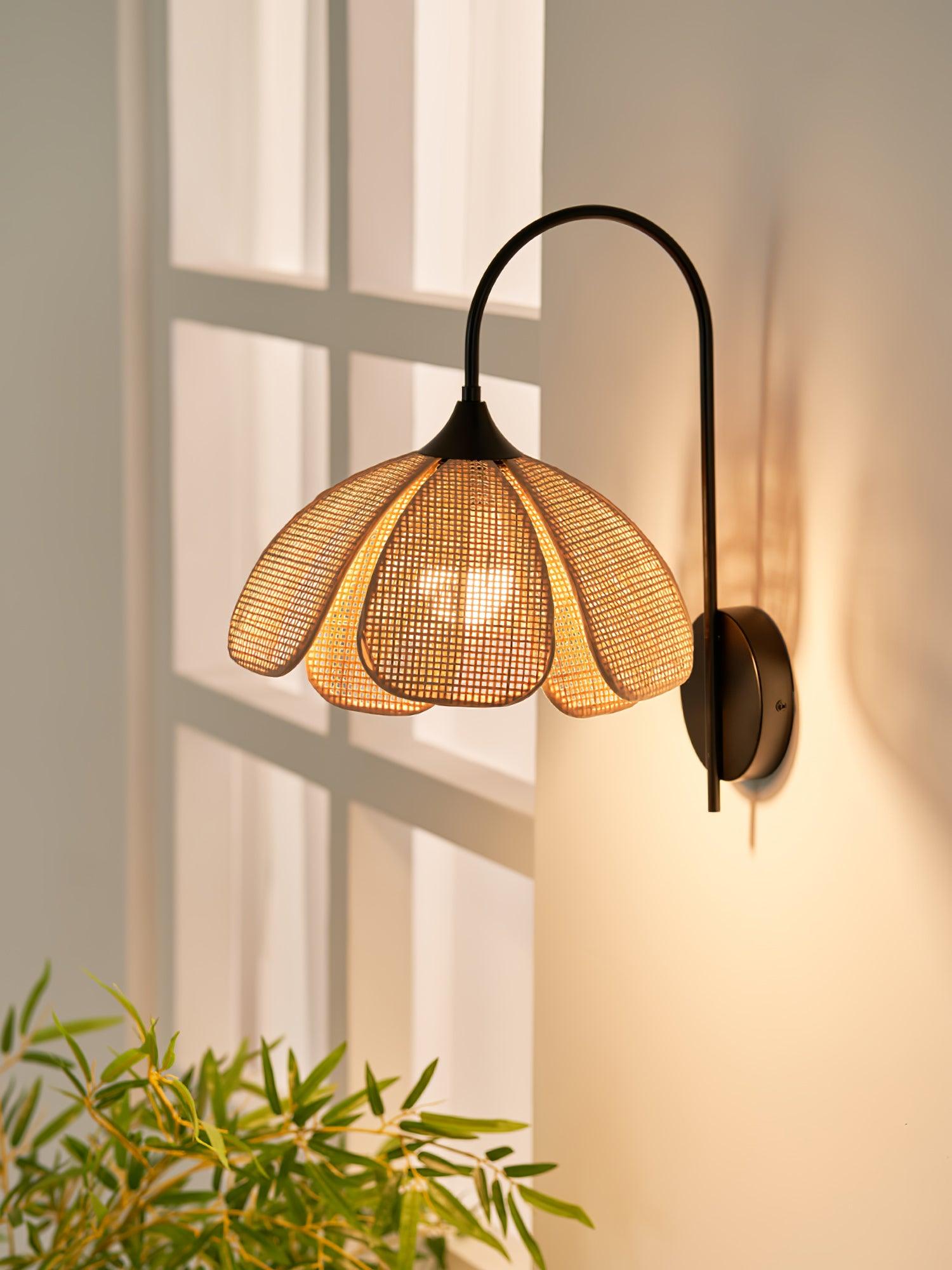 Rattan Petal Wall Lamp - Lamp Outdoor