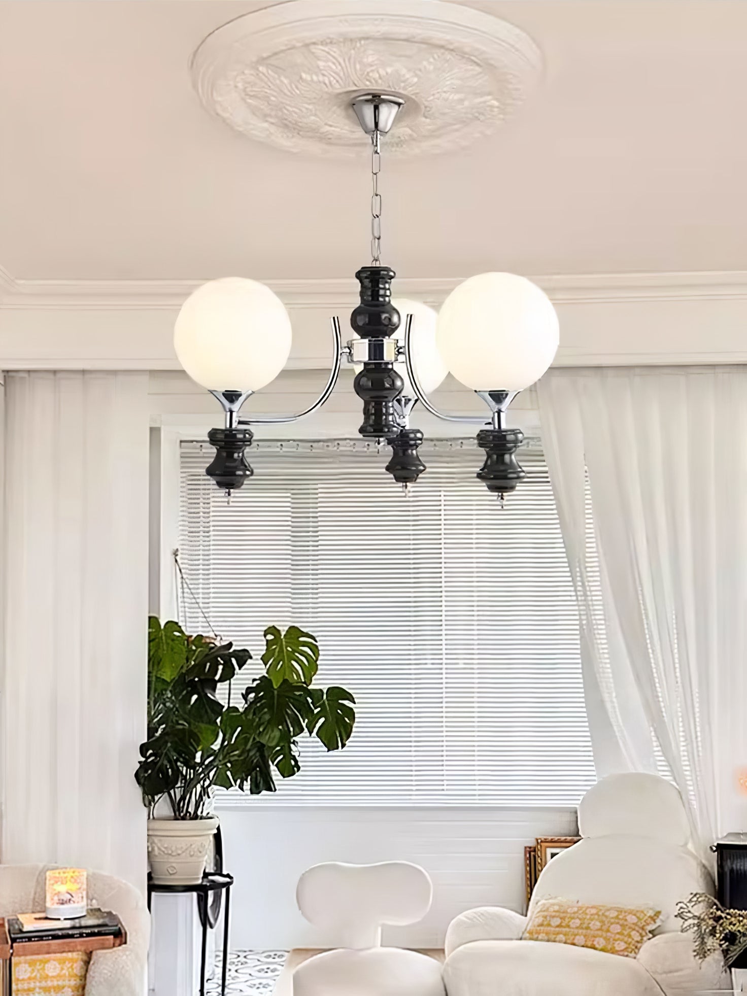 Aurora Chandelier Regal Orb Frosted - Lamp Outdoor