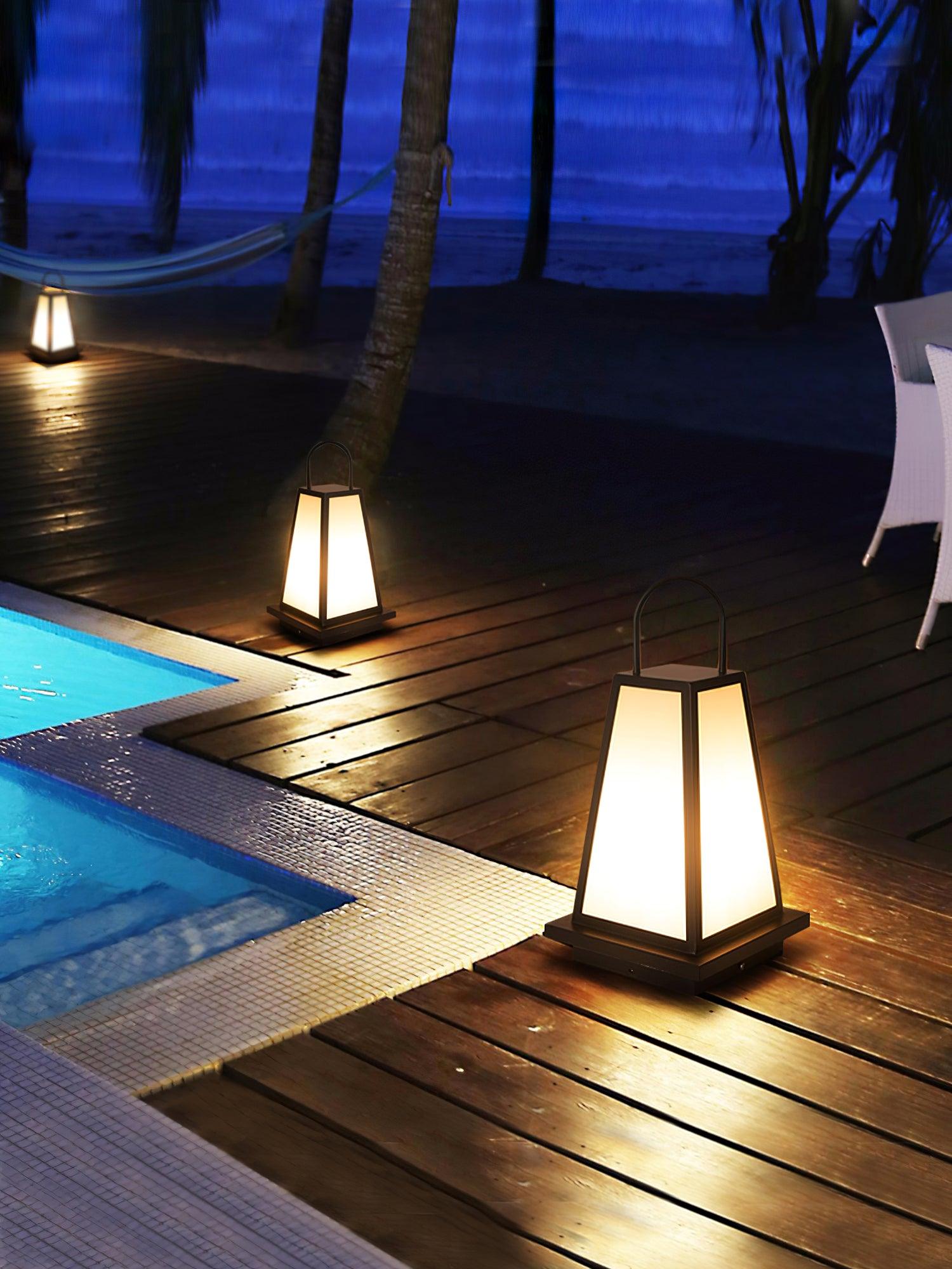 Roam Lantern Garden Outdoor Lamp - Lamp Outdoor