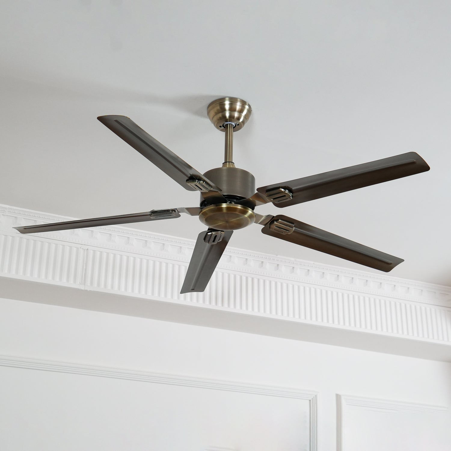 Rozzen Ceiling Fan 52″ - Lamp Outdoor