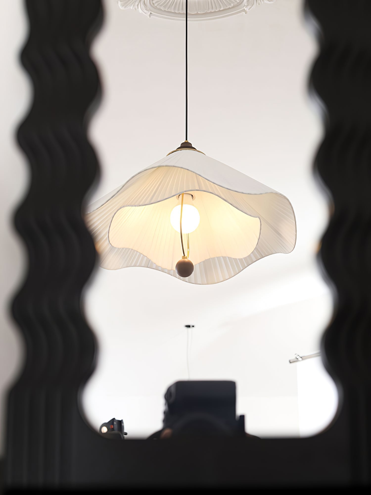 Scallop Edge Pendant Light - Lamp Outdoor