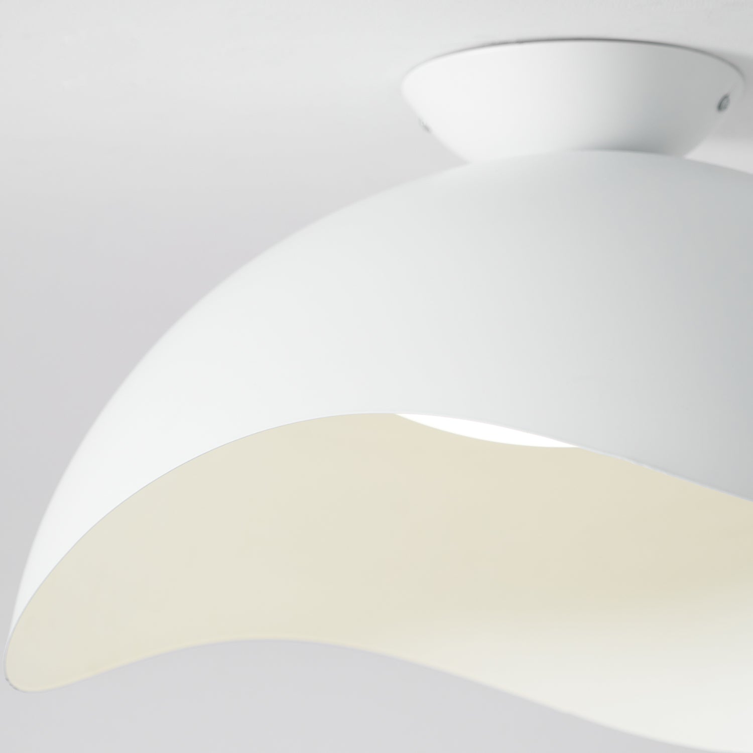 Serene Wave Ceiling Light - Lamp Outdoor