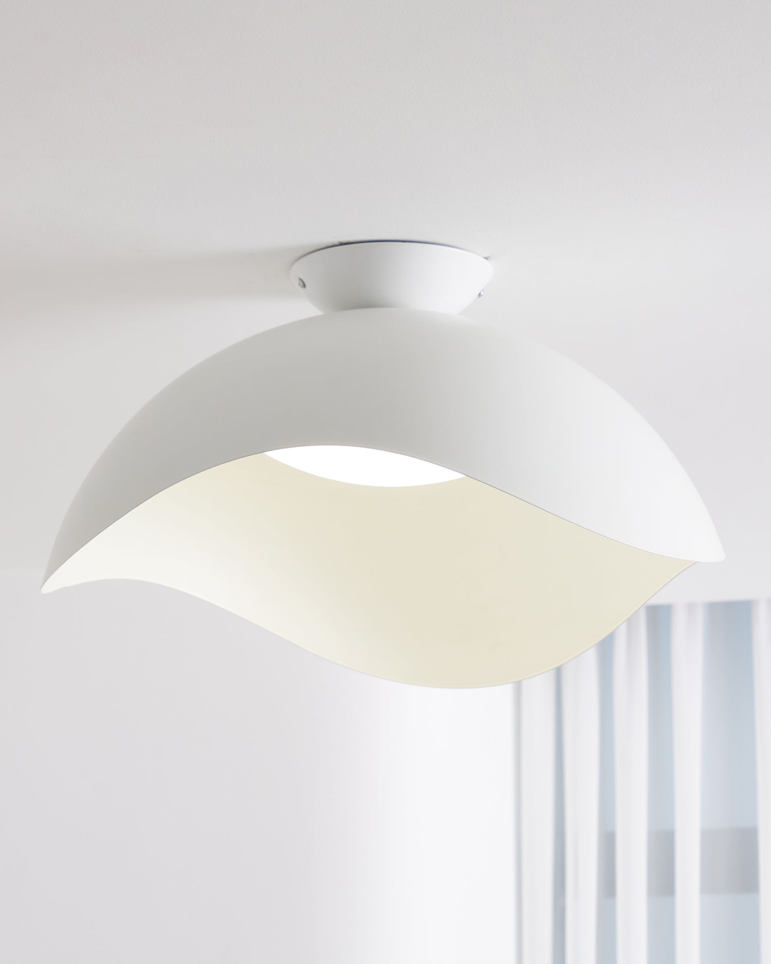 Serene Wave Ceiling Light - Lamp Outdoor