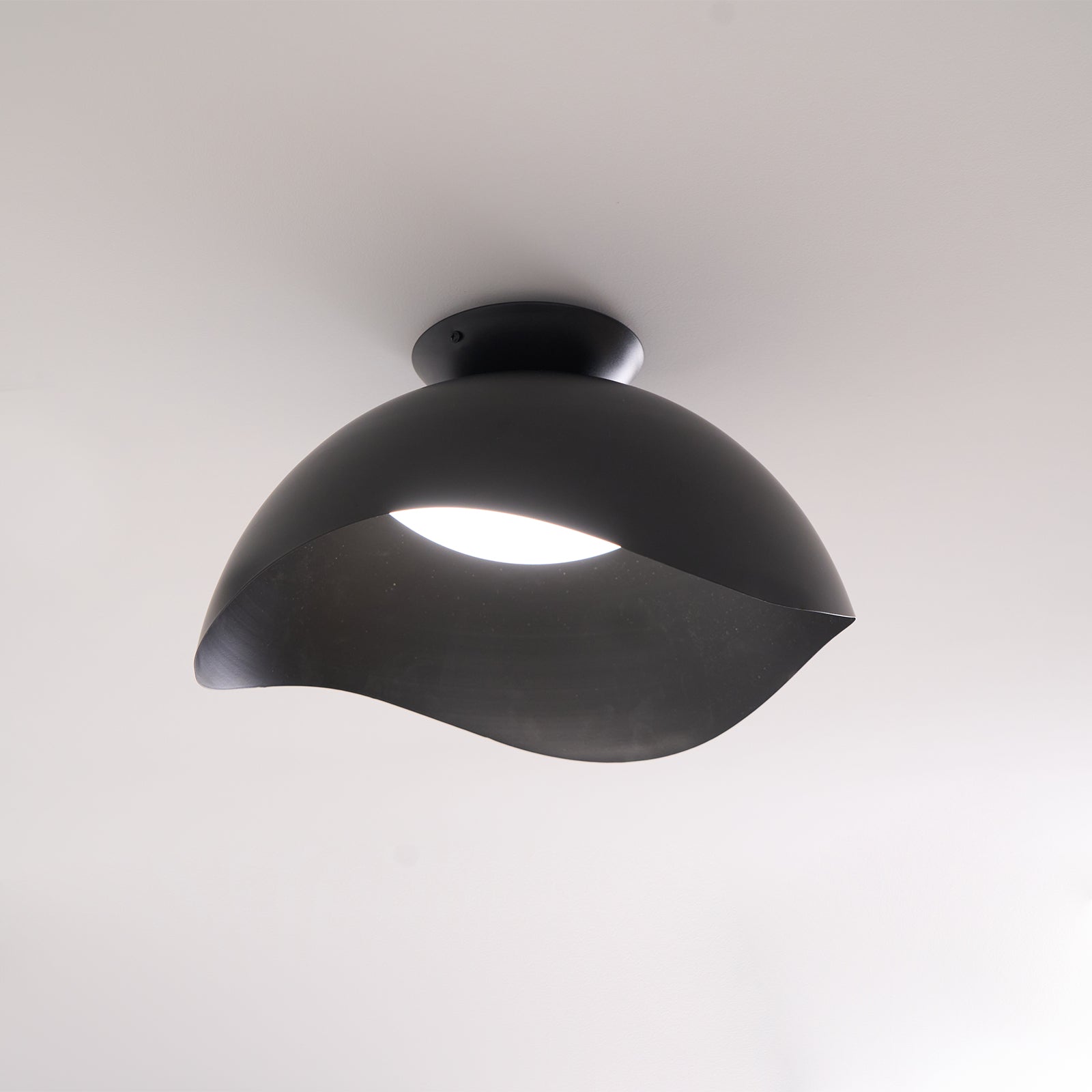 Serene Wave Ceiling Light - Lamp Outdoor