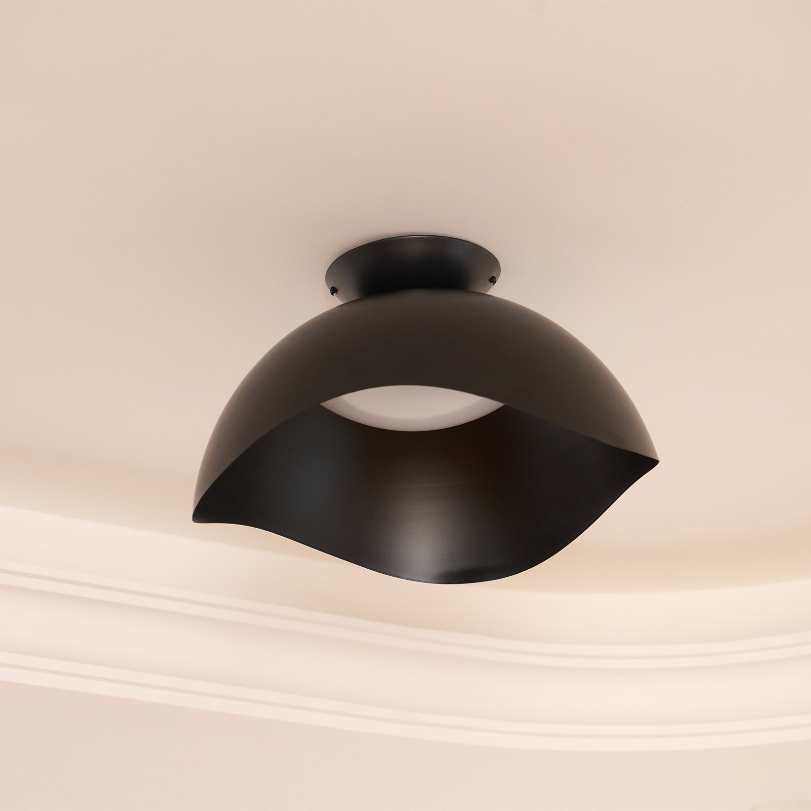 Serene Wave Ceiling Light - Lamp Outdoor
