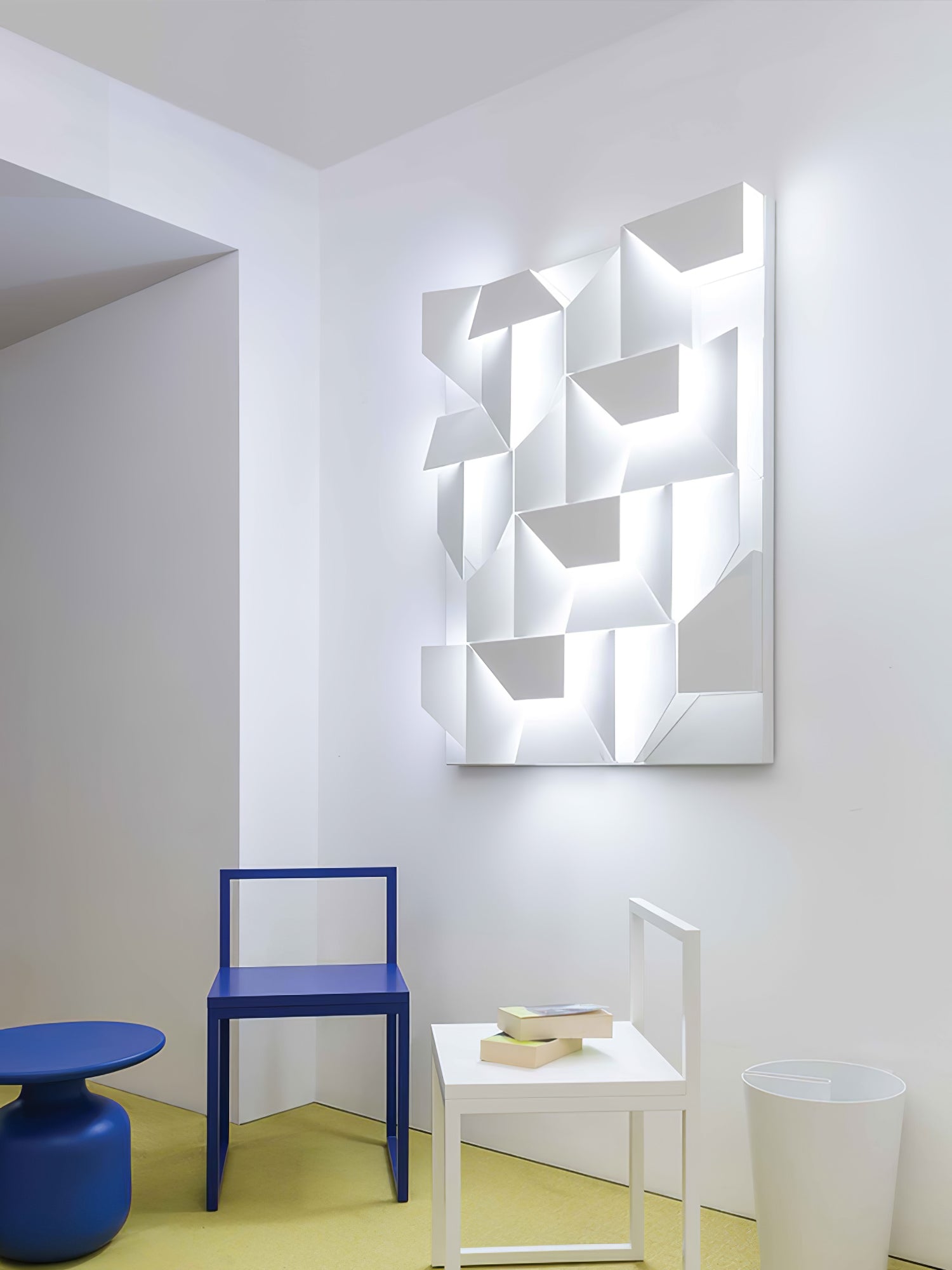 Shadows Grand Sconce - Lamp Outdoor