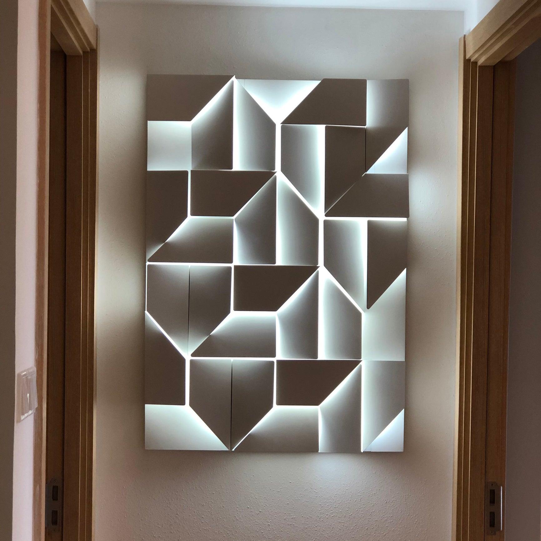 Shadows Grand Sconce - Lamp Outdoor