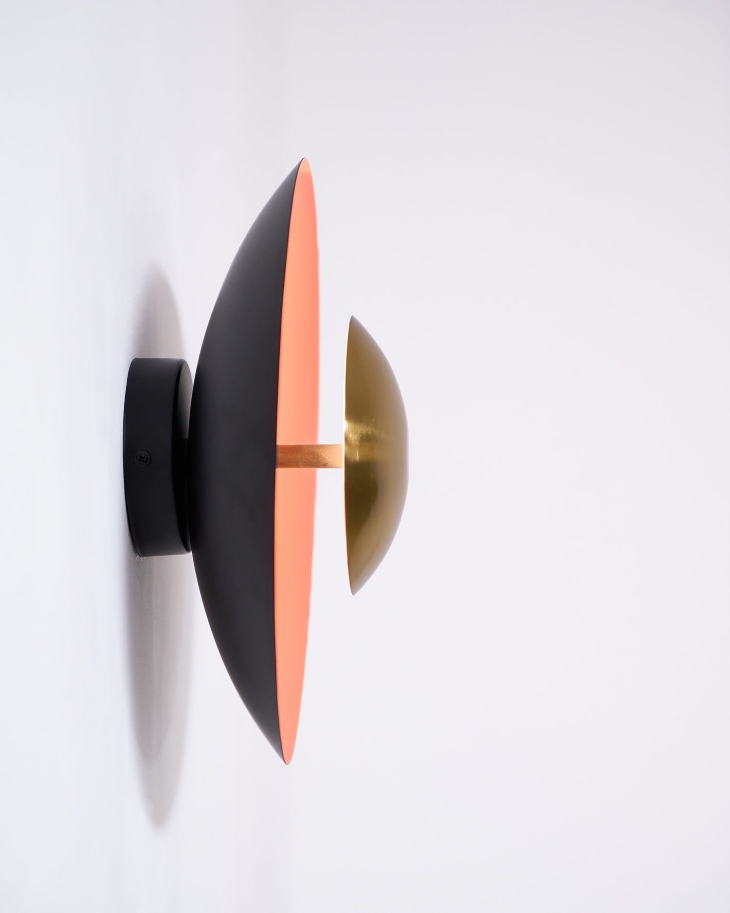 Simplicity Glow Wall Light - Lamp Outdoor