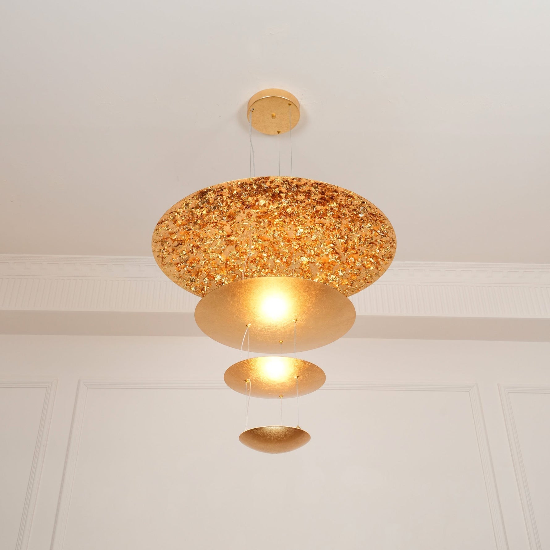 Zathaara Layered Gold Foil Pendant Light - Lamp Outdoor