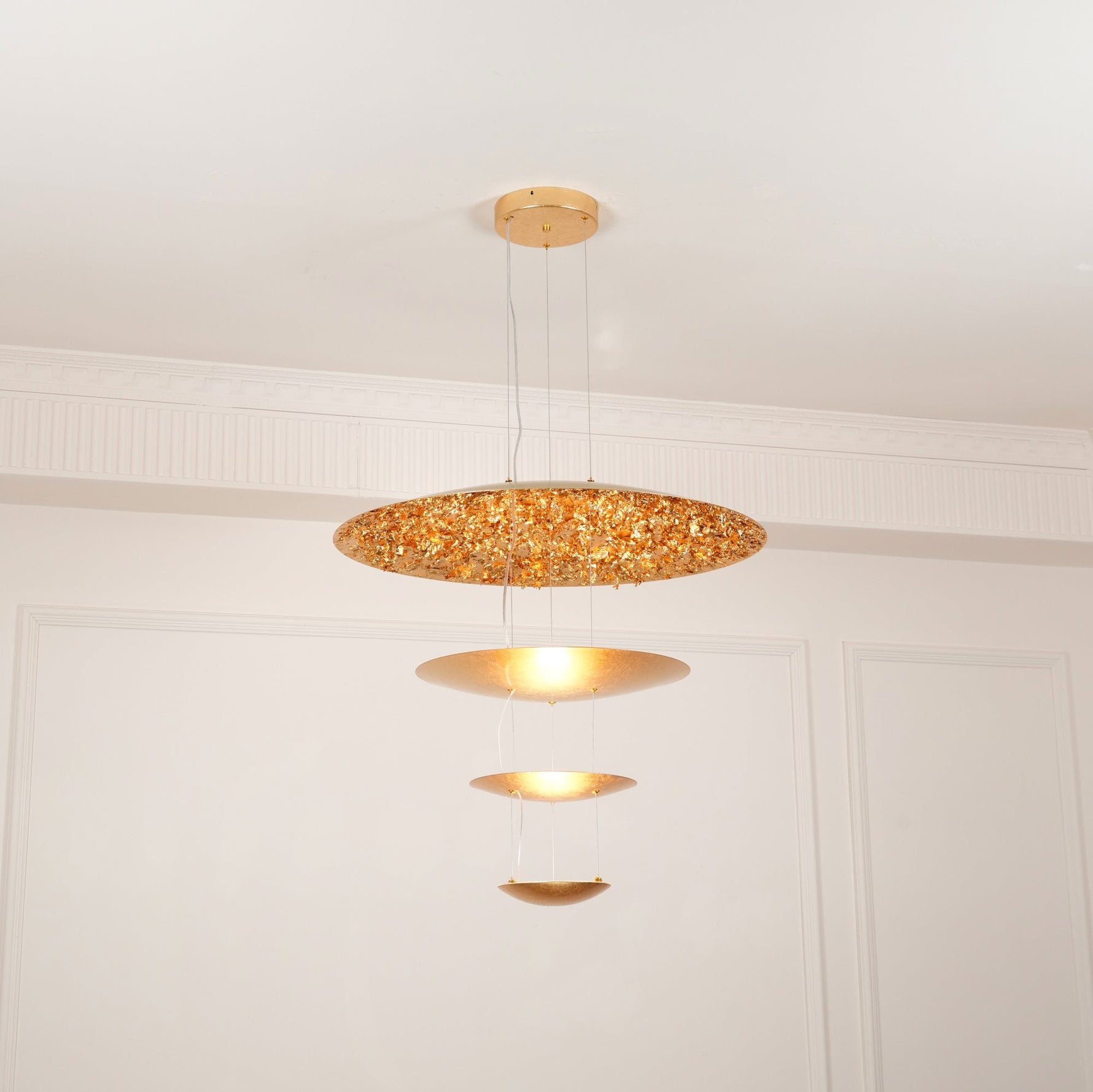 Zathaara Layered Gold Foil Pendant Light - Lamp Outdoor