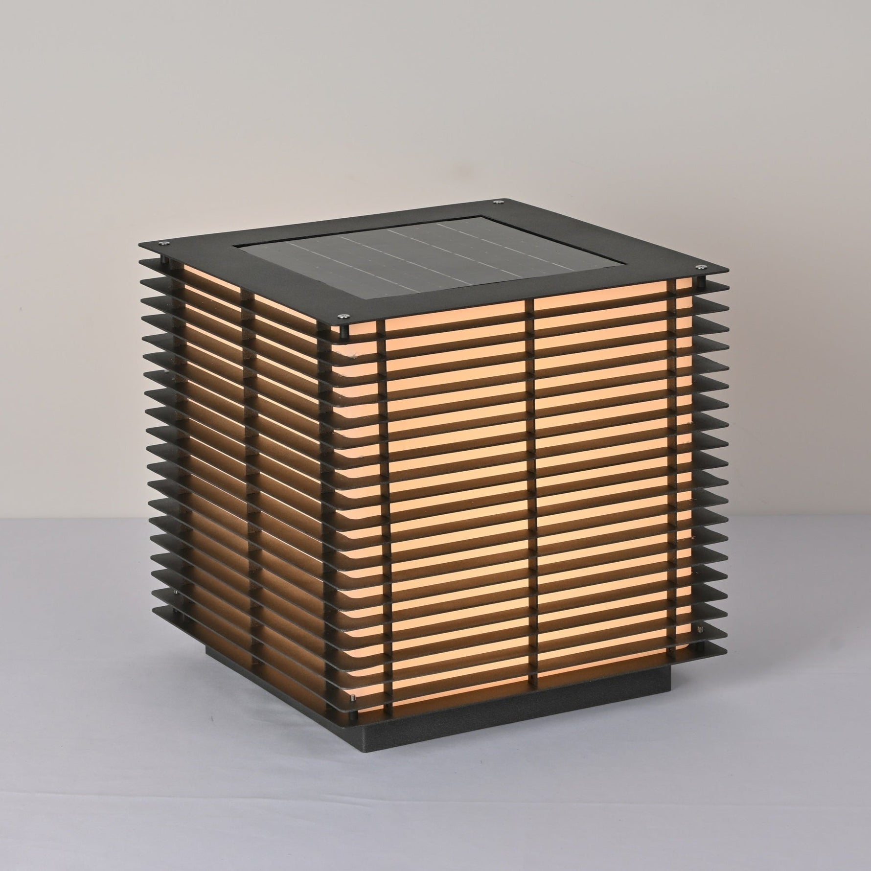 Solar Grid Outdoor Light - Lamp Outdoor