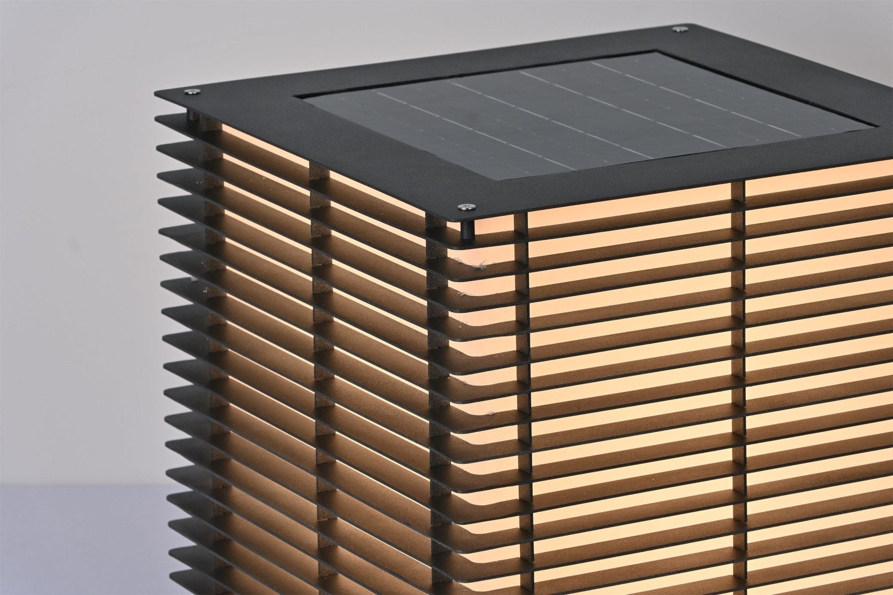 Solar Grid Outdoor Light - Lamp Outdoor