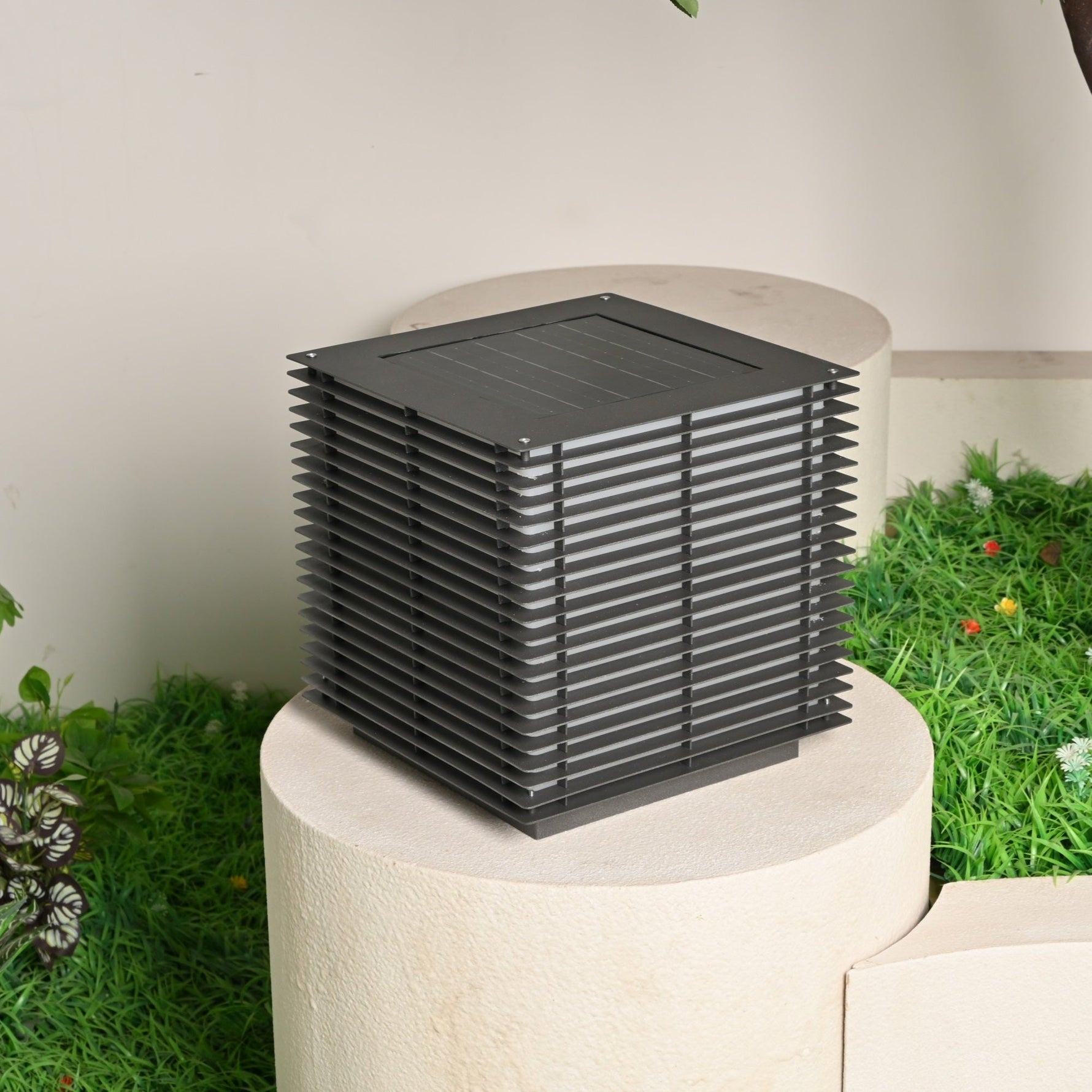 Solar Grid Outdoor Light - Lamp Outdoor