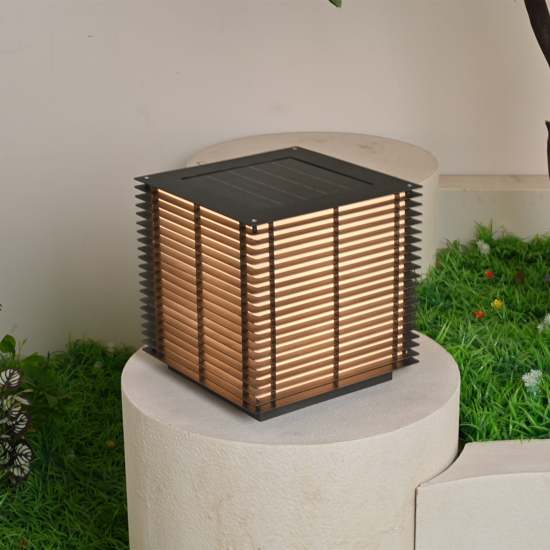 Solar Grid Outdoor Light - Lamp Outdoor