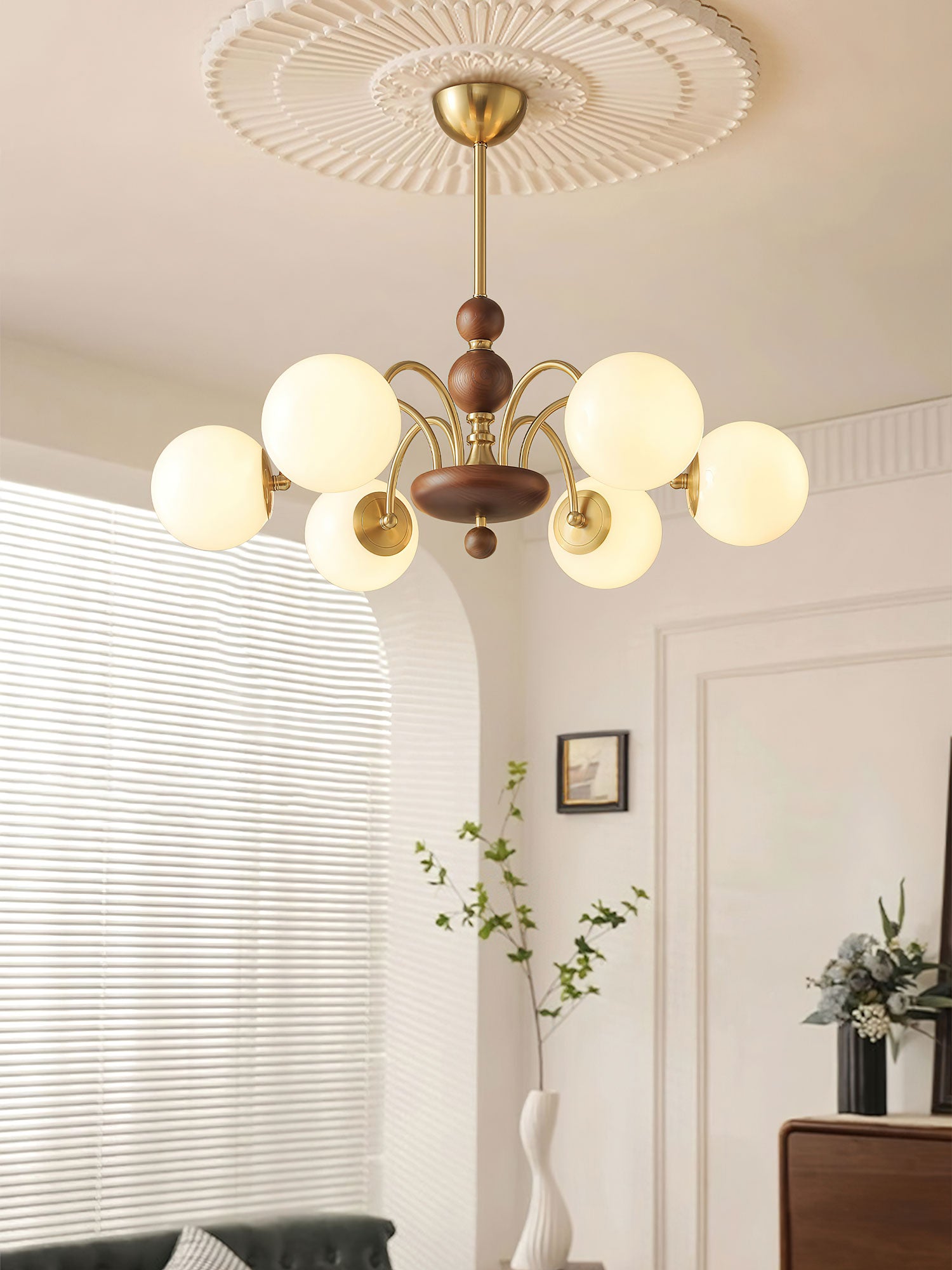Naomi Luxury Metal Chandelier - Lamp Outdoor